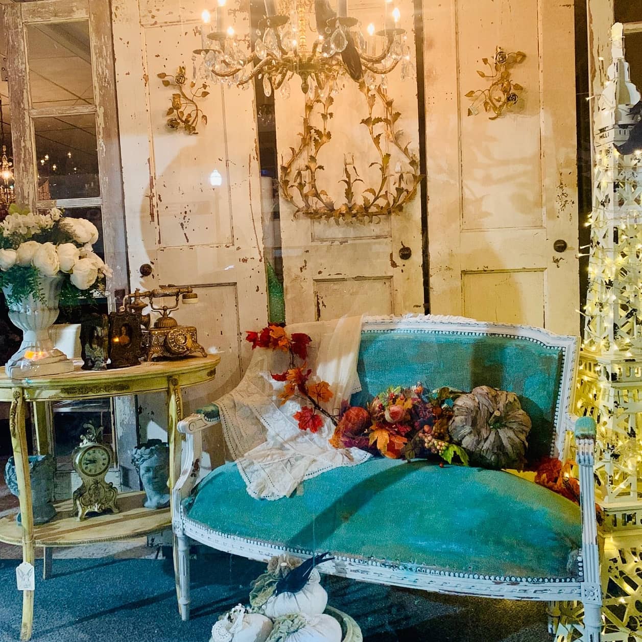 Our beautiful fall... - The White Rabbit Vintage Shoppe