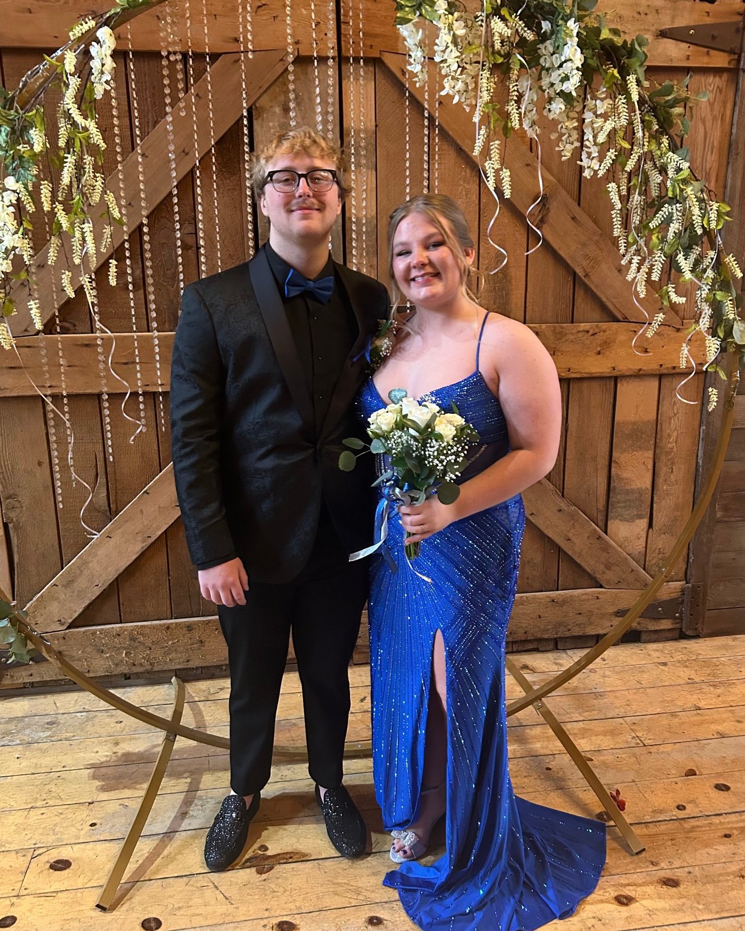 prom bouquet for red dress Premade Bouquets - | Flower Moxie Farm Rio Tropical Graphic smoky-blue Consider adding gems for Sleeves:Off-Shoulder Sleeves
