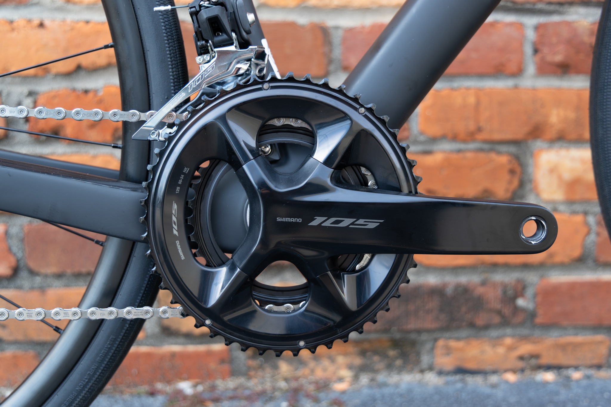 Available in Matte Deep Smoke, the Trek Domane SL 5 Gen 4 won