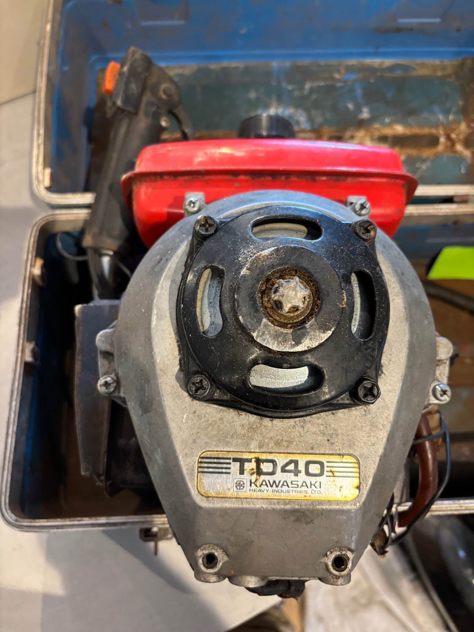 39cc Kawasaki 2stroke engine - Car Engines & Engine Parts - East ...