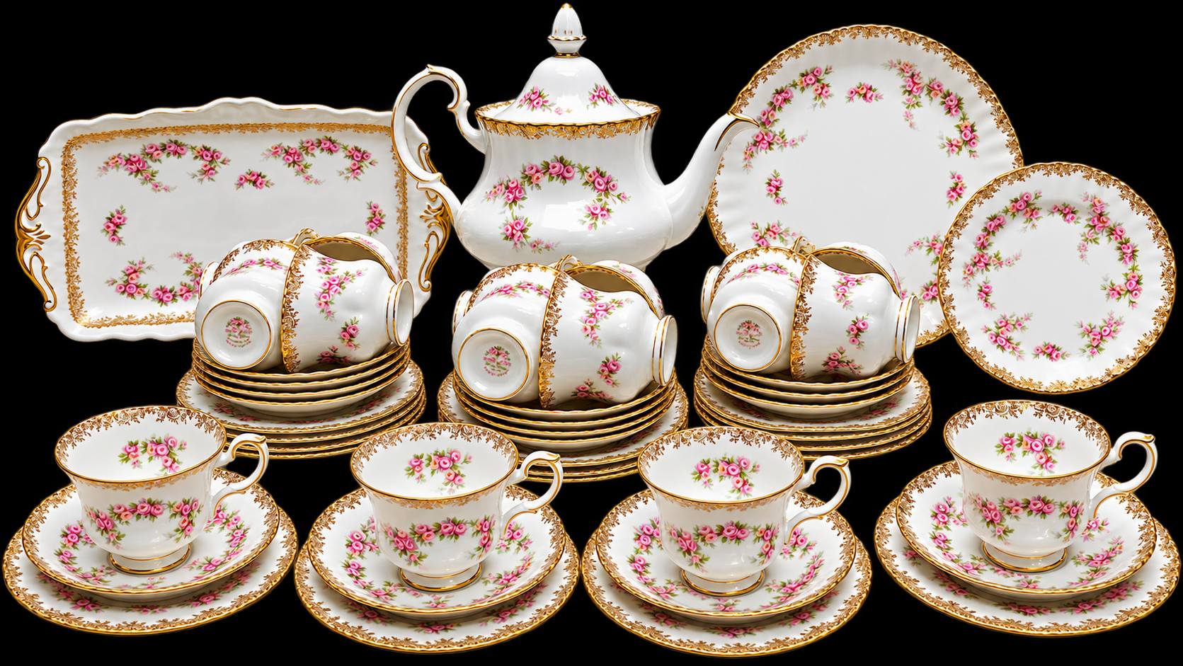 🌹✨ ROYAL ALBERT DIMITY ROSE – NOW ON SALE! ✨🌹 Such a beautiful