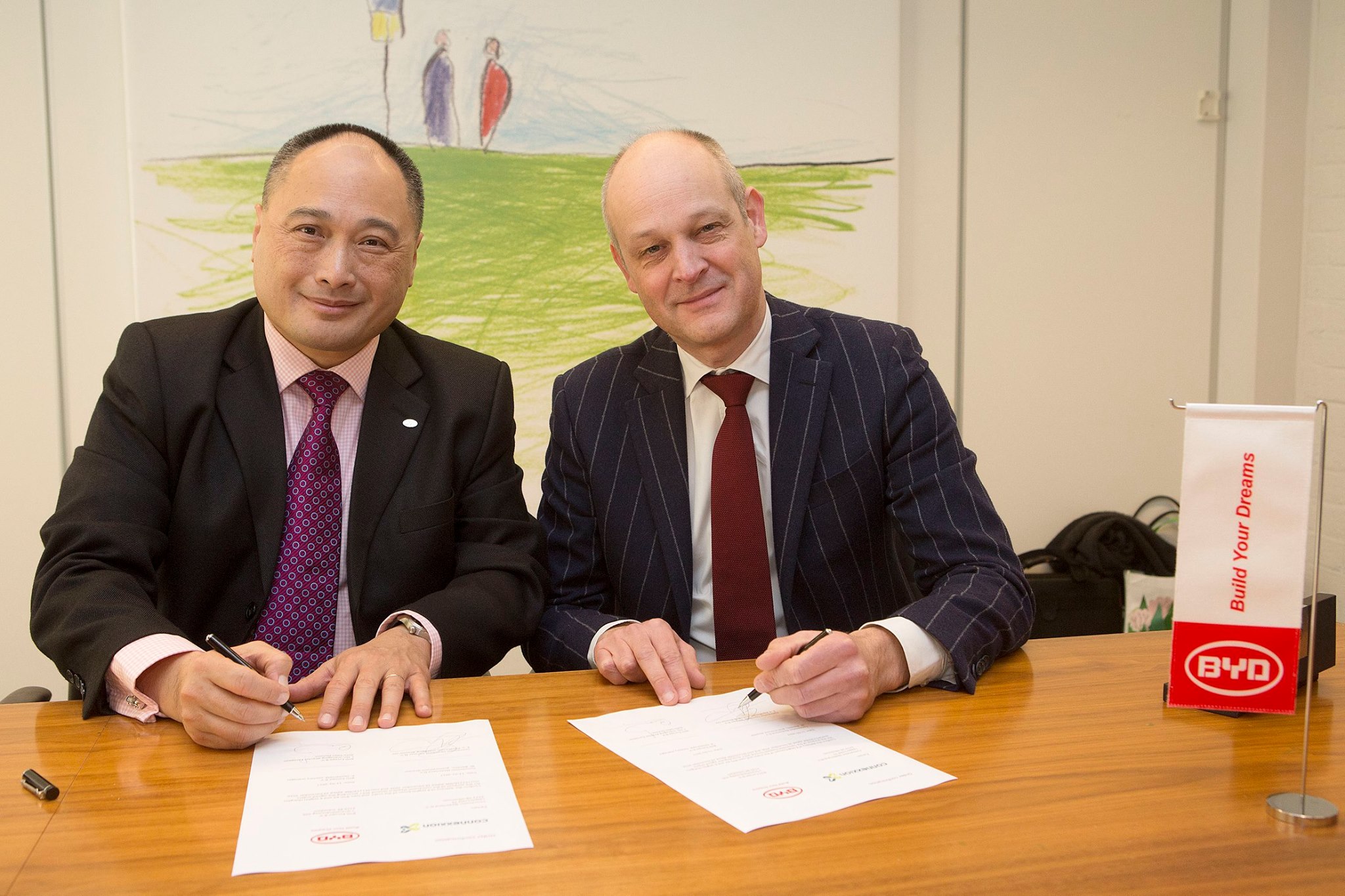 BYD - BYD wins Connexxion ebus order in the Netherlands Officials from ...