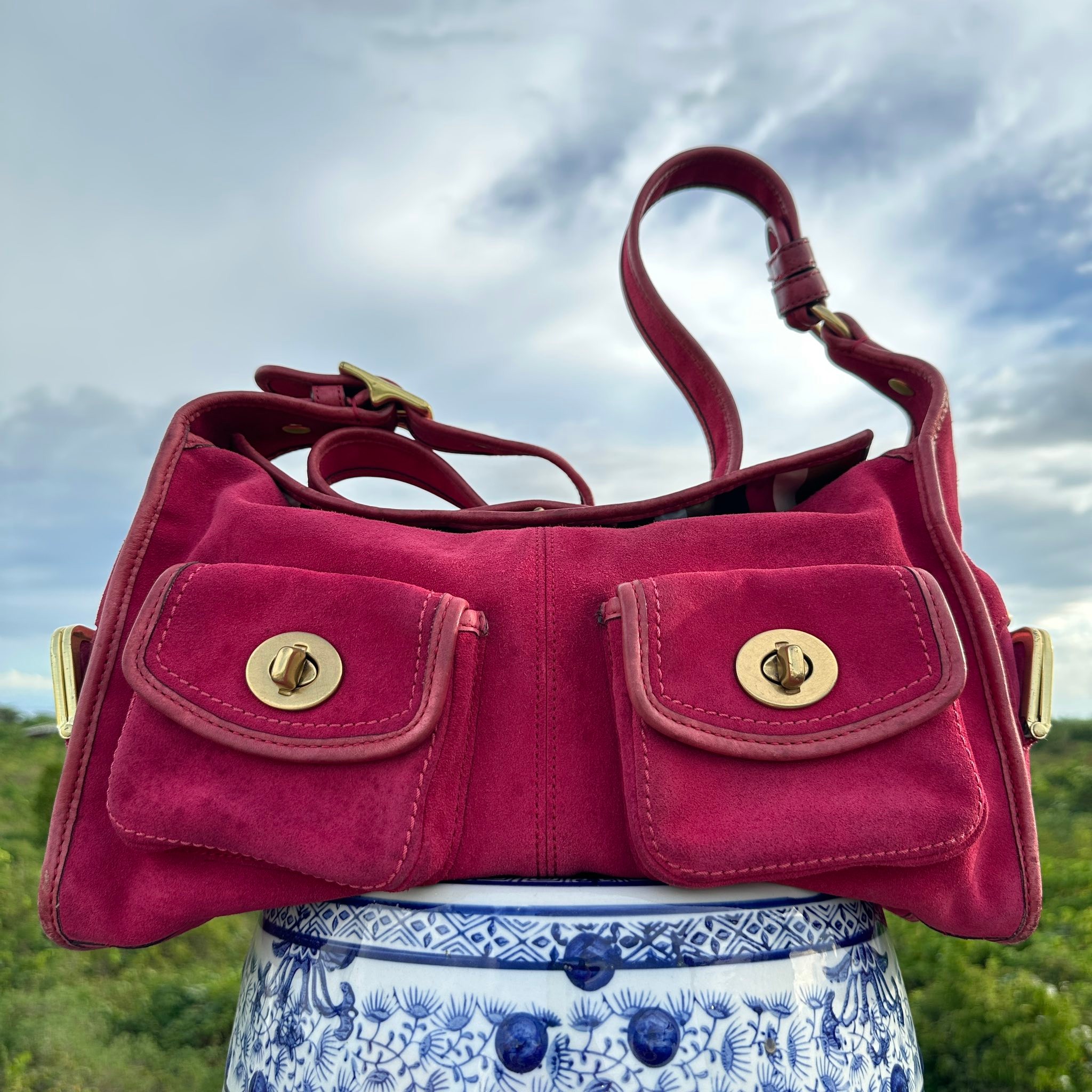Pre-owned Coach Legacy Archive Bucket Leather Shoulder Bag with 
