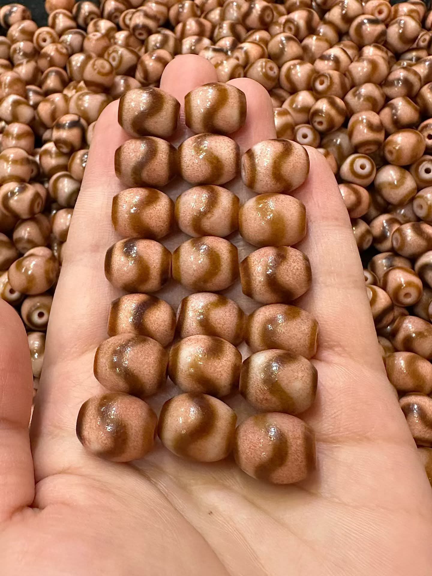 12×14mm达洛朱砂虎牙， 结缘价💰RM15一个喜欢可选