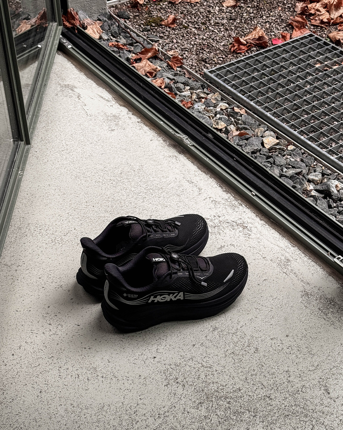 The adidas ZX 8000 W originally was released as ZX 8020 back in