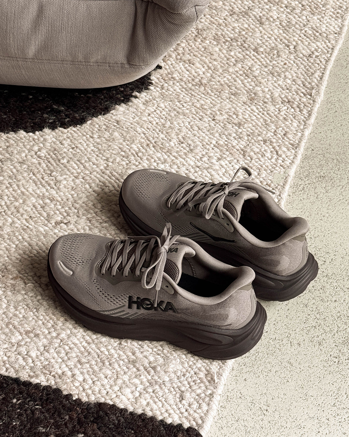 The adidas ZX 8000 W originally was released as ZX 8020 back in