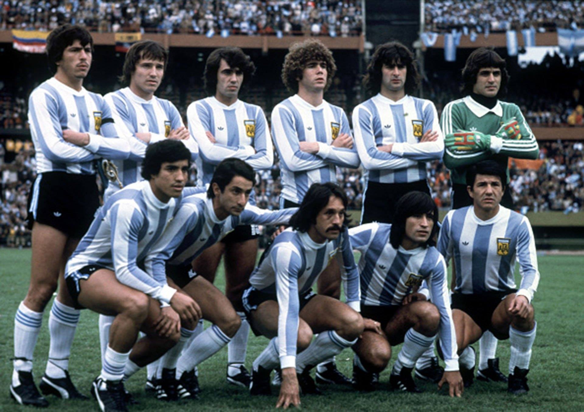 World - 1978 - ARGENTINA World champions in Argentina Back row: Daniel ...