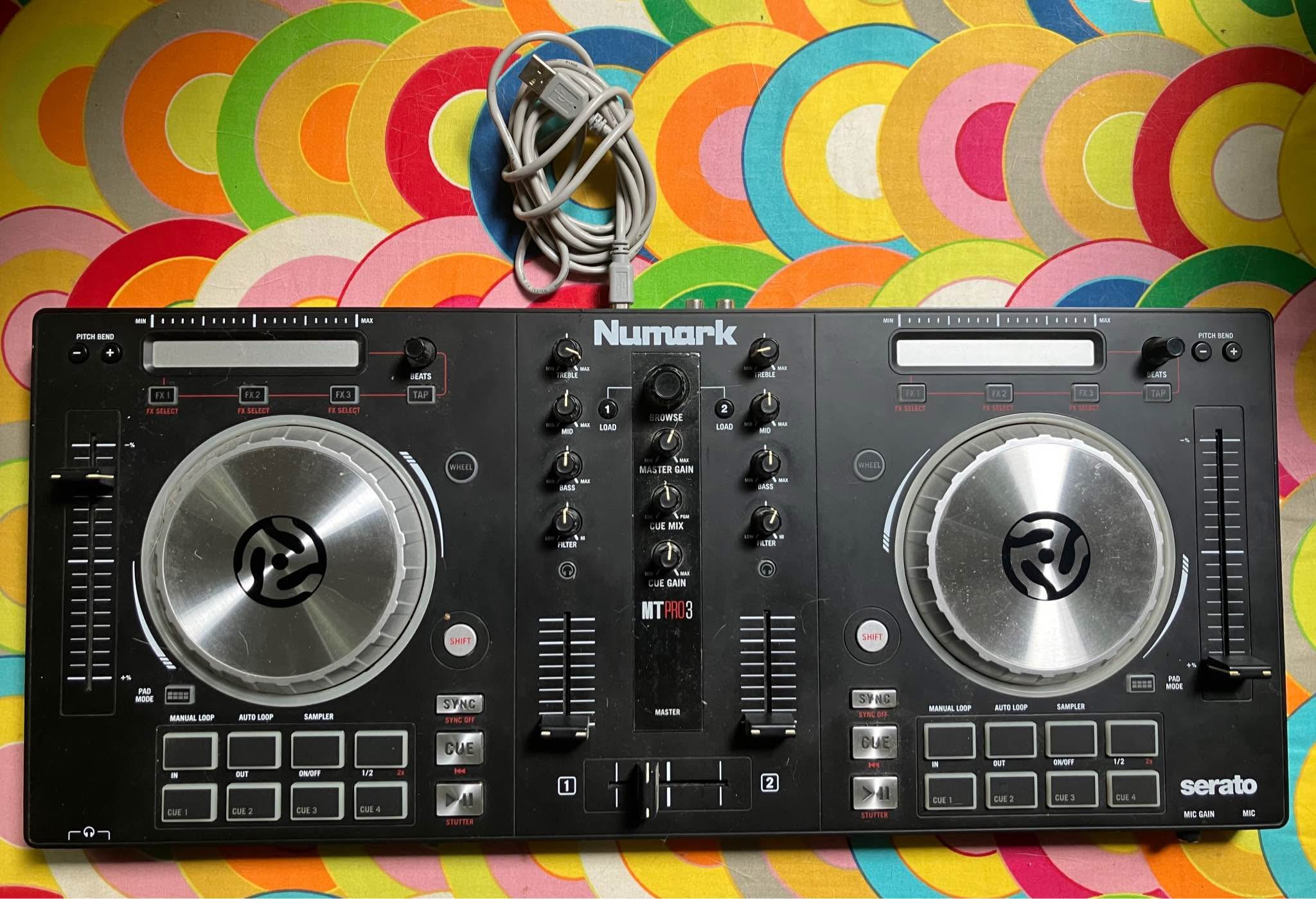 NUMARK MT PRO 3 - Professionele DJ draaitafel - Goede staat - Decals ...