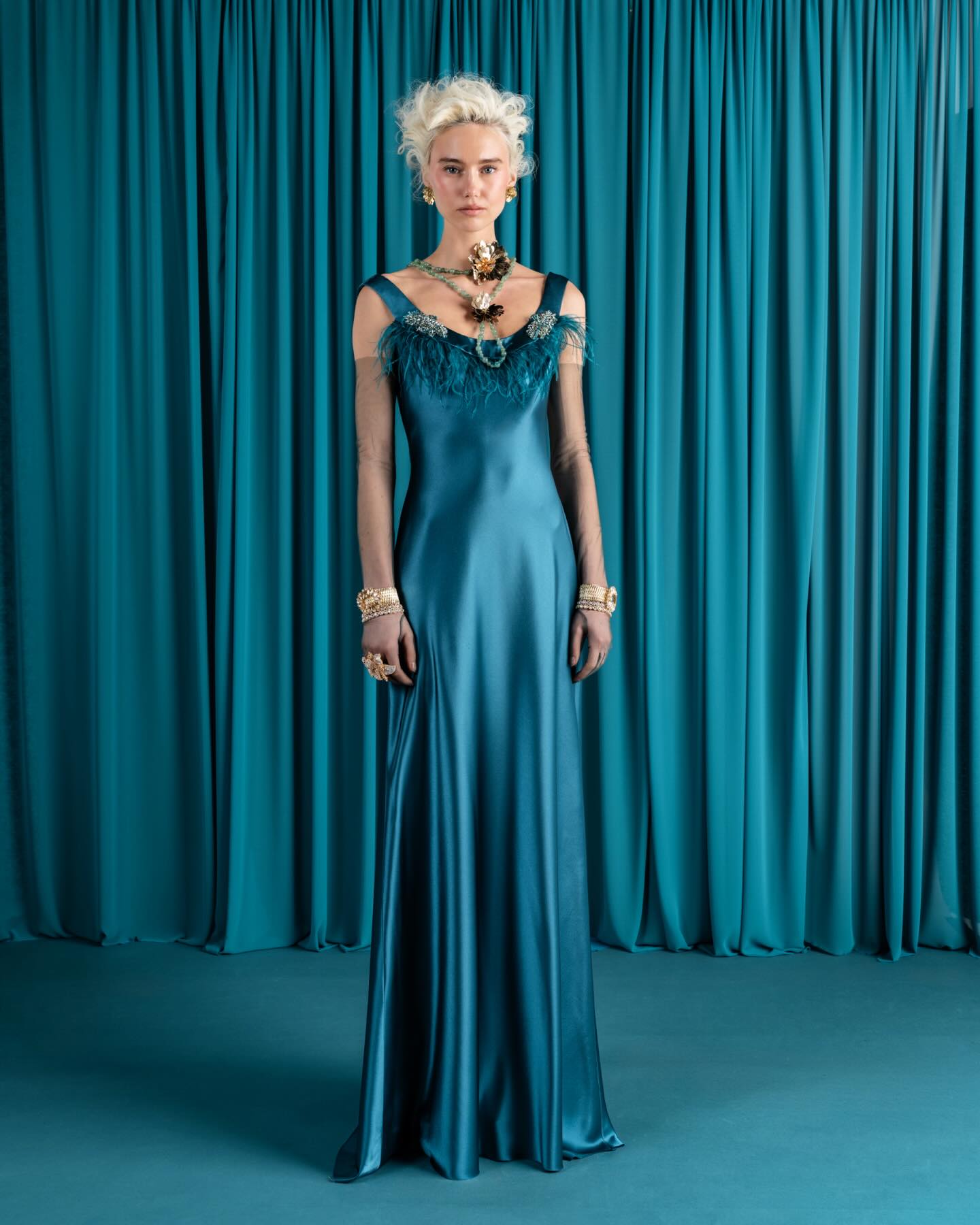 Simple and Beautiful! The Reem Acra Fall 26 collection! # reemacra #couture #redcarpetfashion #hautecouture #eveningdress