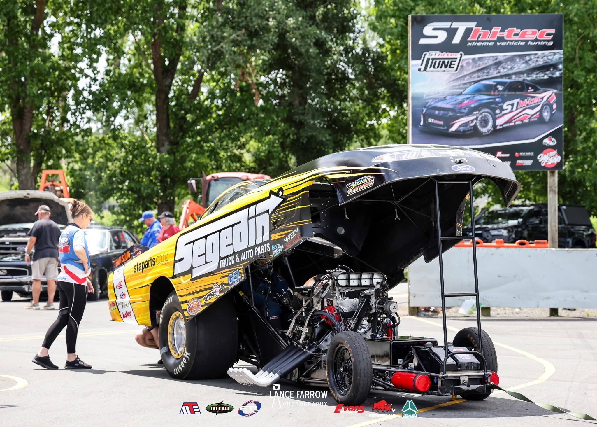 Team Squig Drag Racing Hunuabilly Racecars