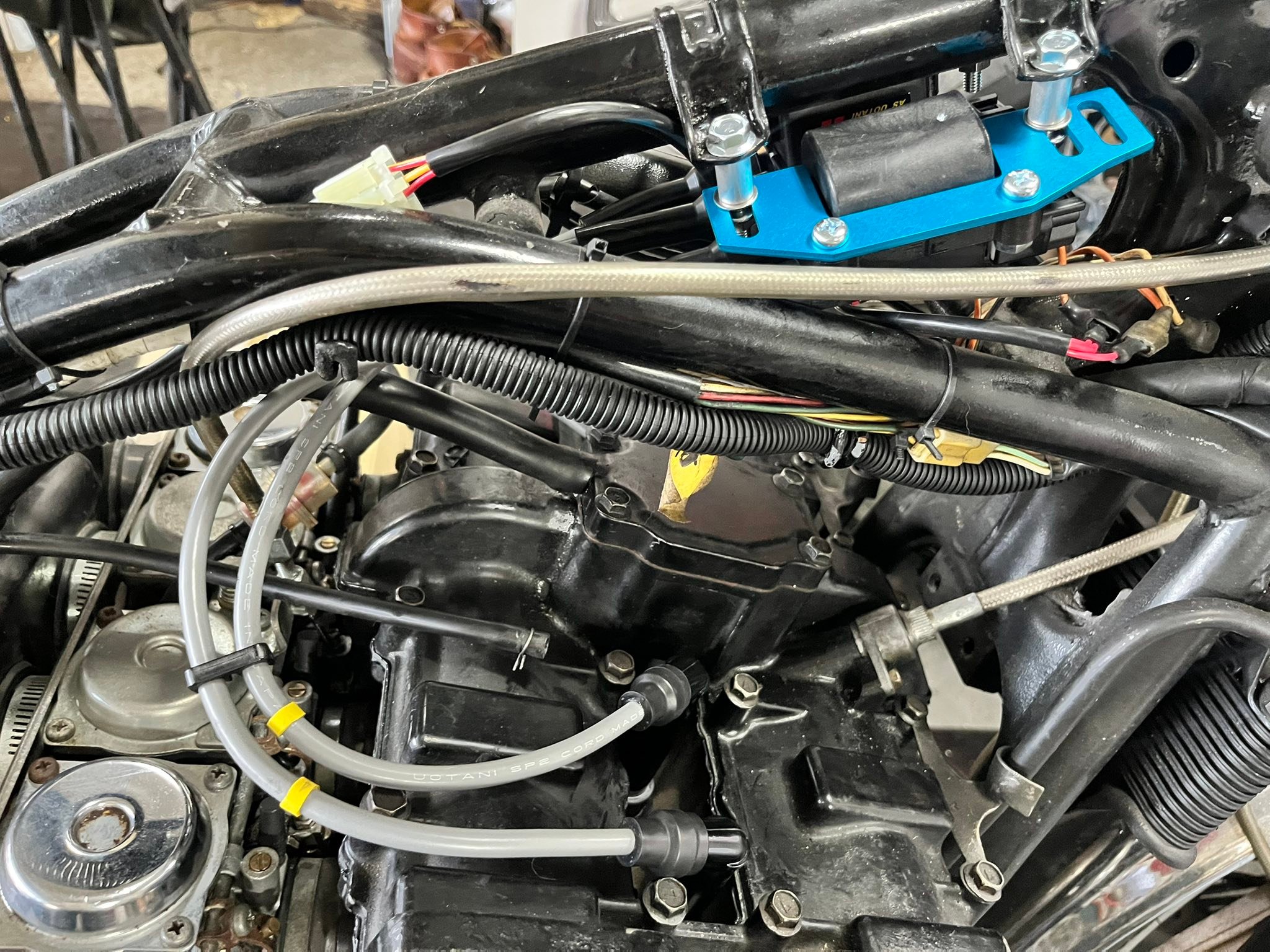 SUZUKI GSX400FSインパルス完成！ キャブレター、ジェネレーター 