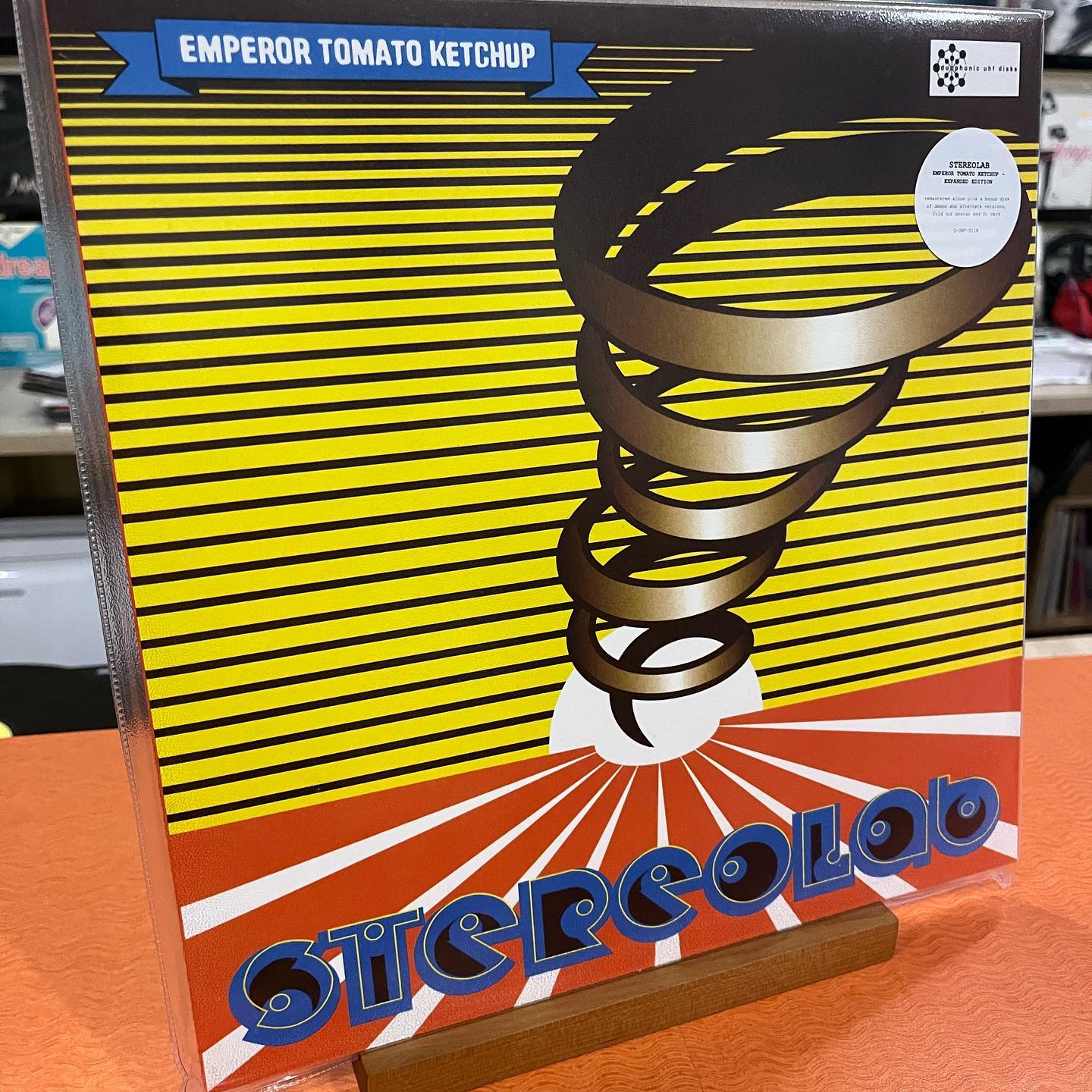 Discovering Stereolab's Emperor Tomato Ketchup