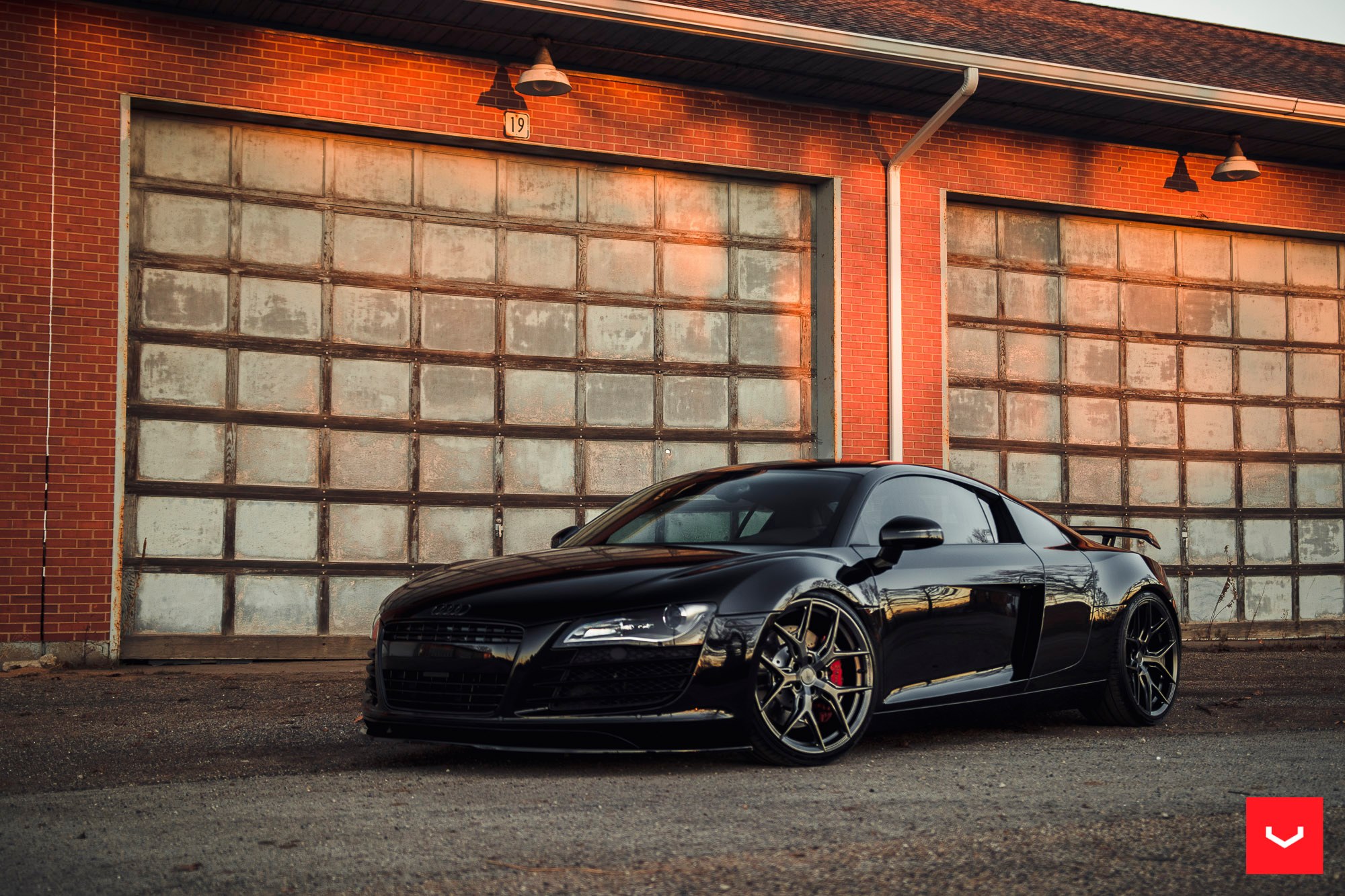 Audi R8 - Vossen HF5 Hybrid Forged Series