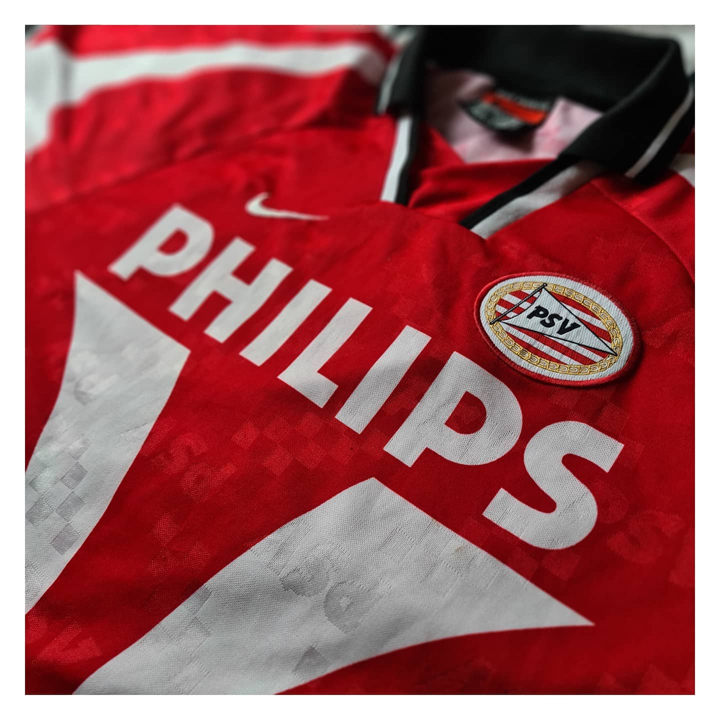 PSV Eindhoven 1996-96 ?⚪ - Brand: Nike - Sponsor: Philips - Size 