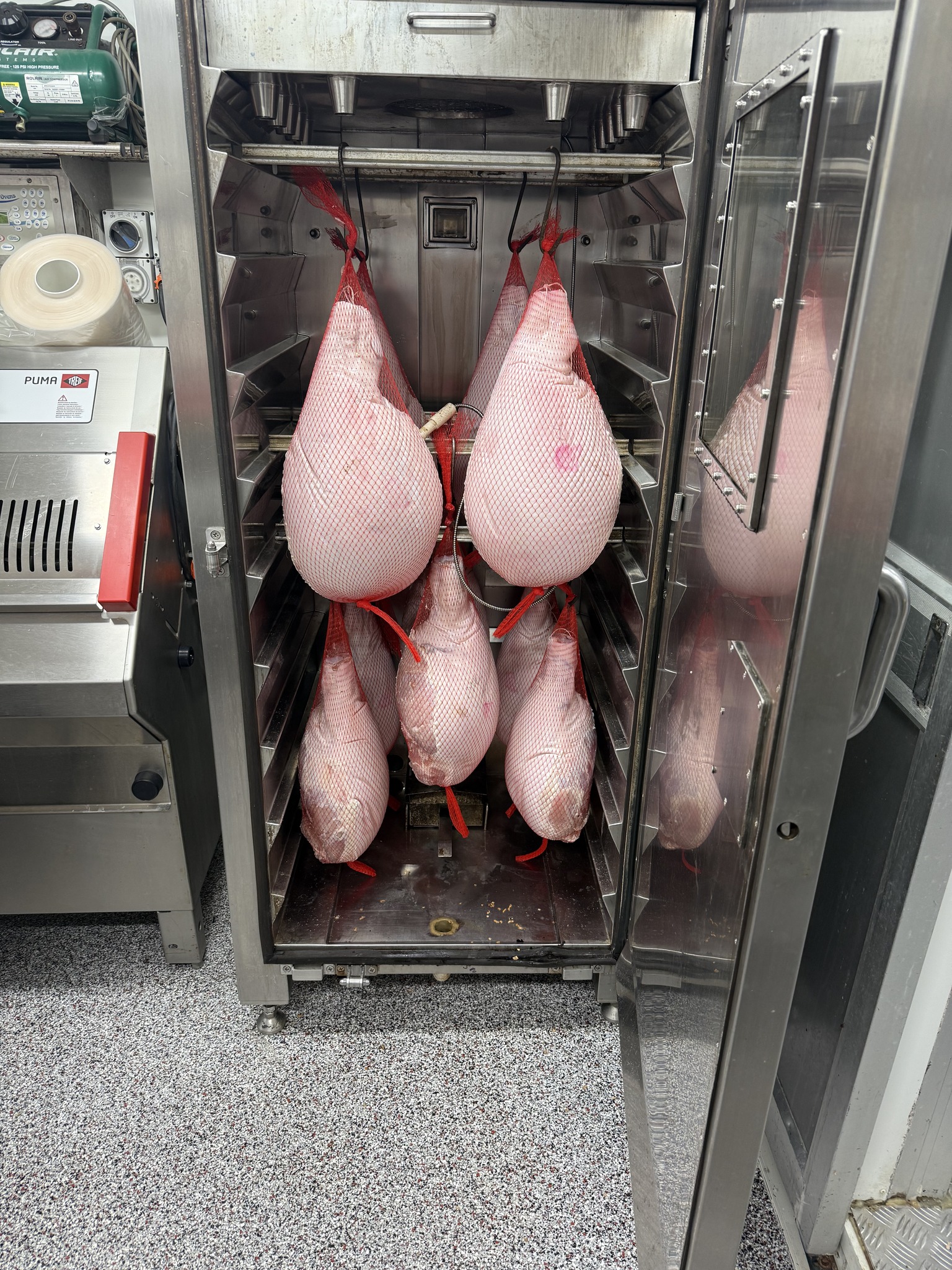 The Oaks - This is why you need an Oaks Butchery ham for Christmas 🐖We ...