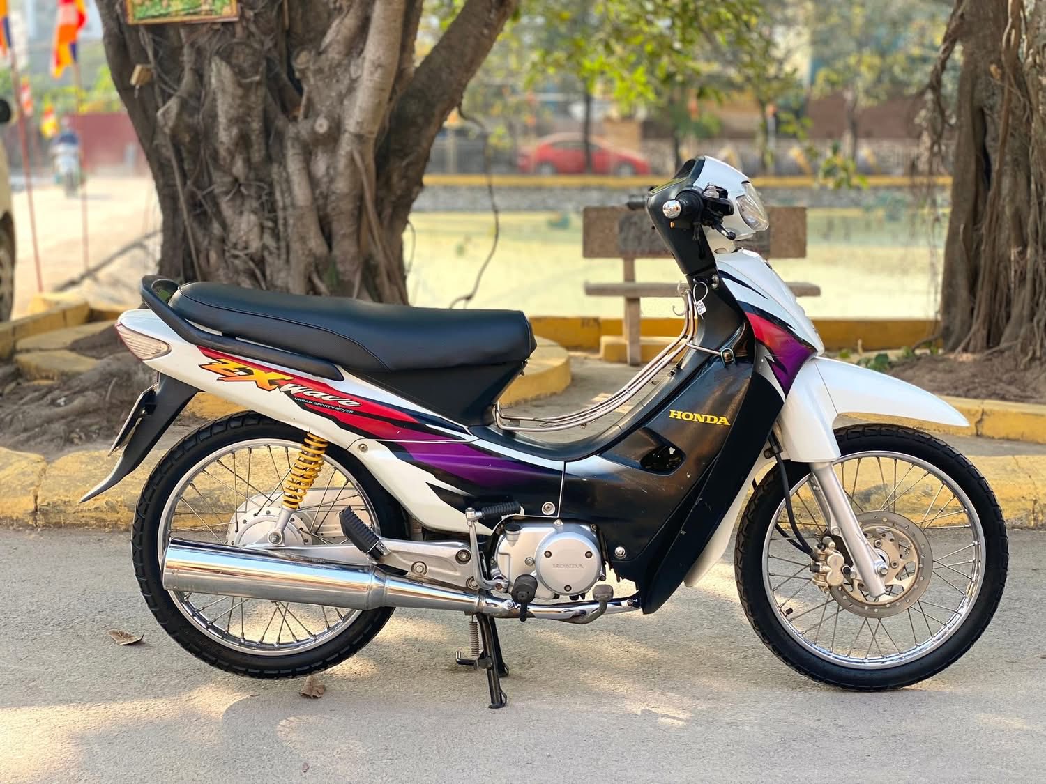 🎁🎁 Xe Máy CAO TÚ Chào Pán 🎁🎁 Wave ZX Trắng - Đen 👉 Xe đẹp