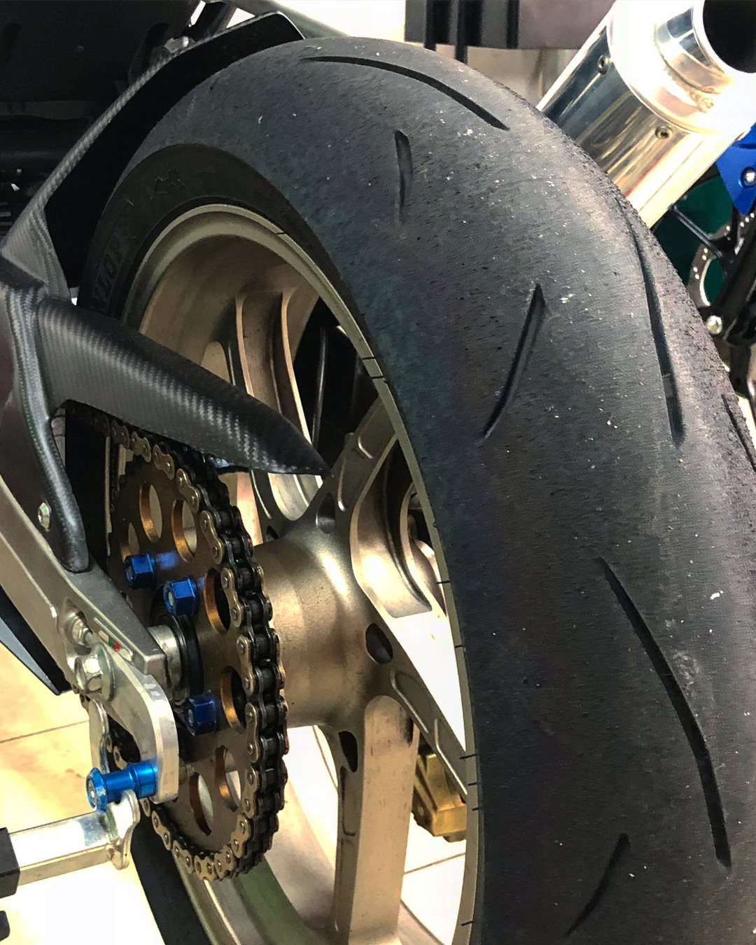 Rare item? YES But we have 11sets left Dunlop Sportmax Alpha-13SP