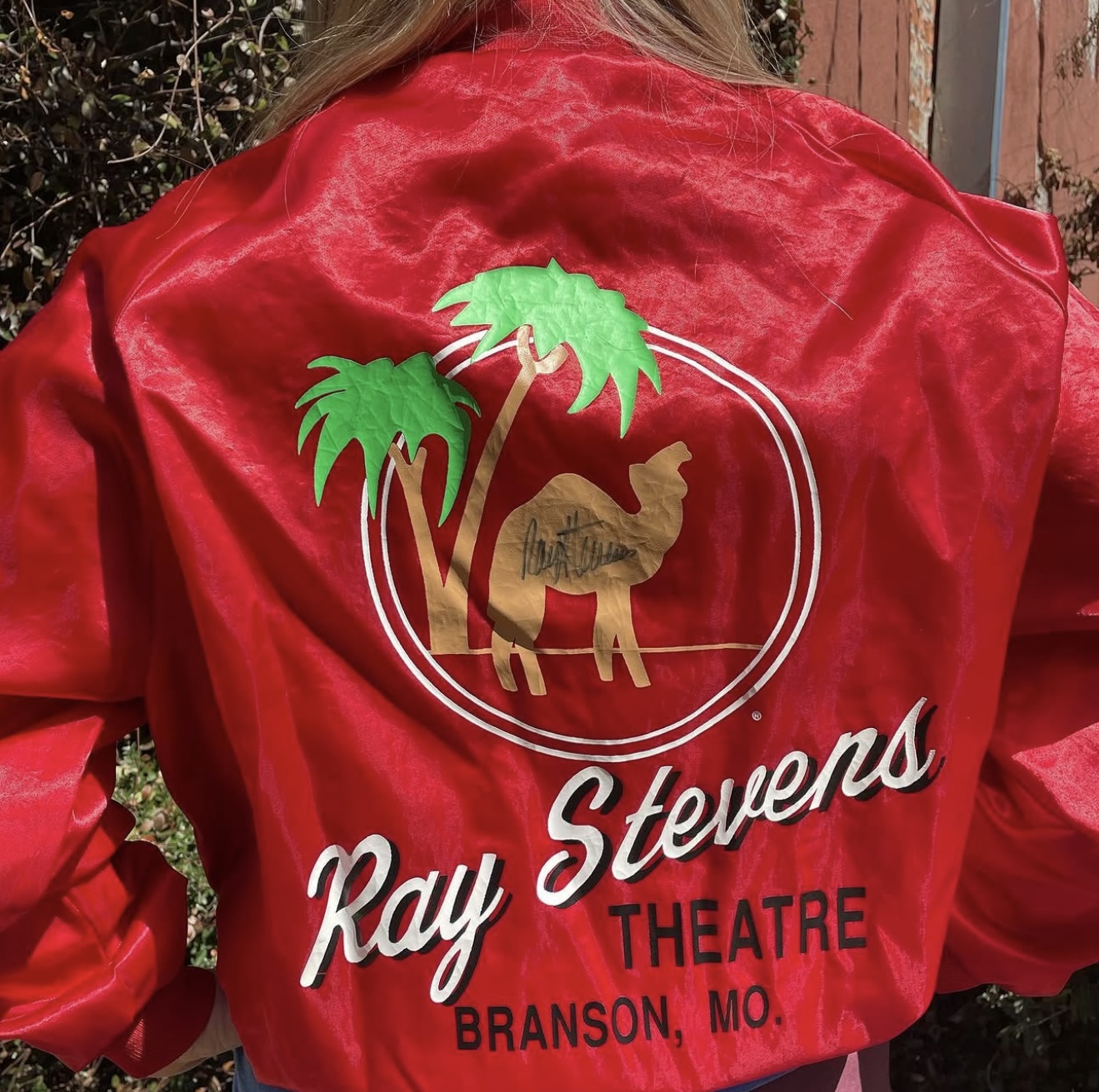 WaybackWednesday This awesome red jacket from the Ray Stevens