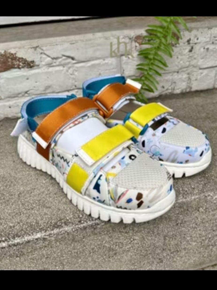Jual sepatu baru, bekas sample ngonten dan live - Fashion Sneakers ...