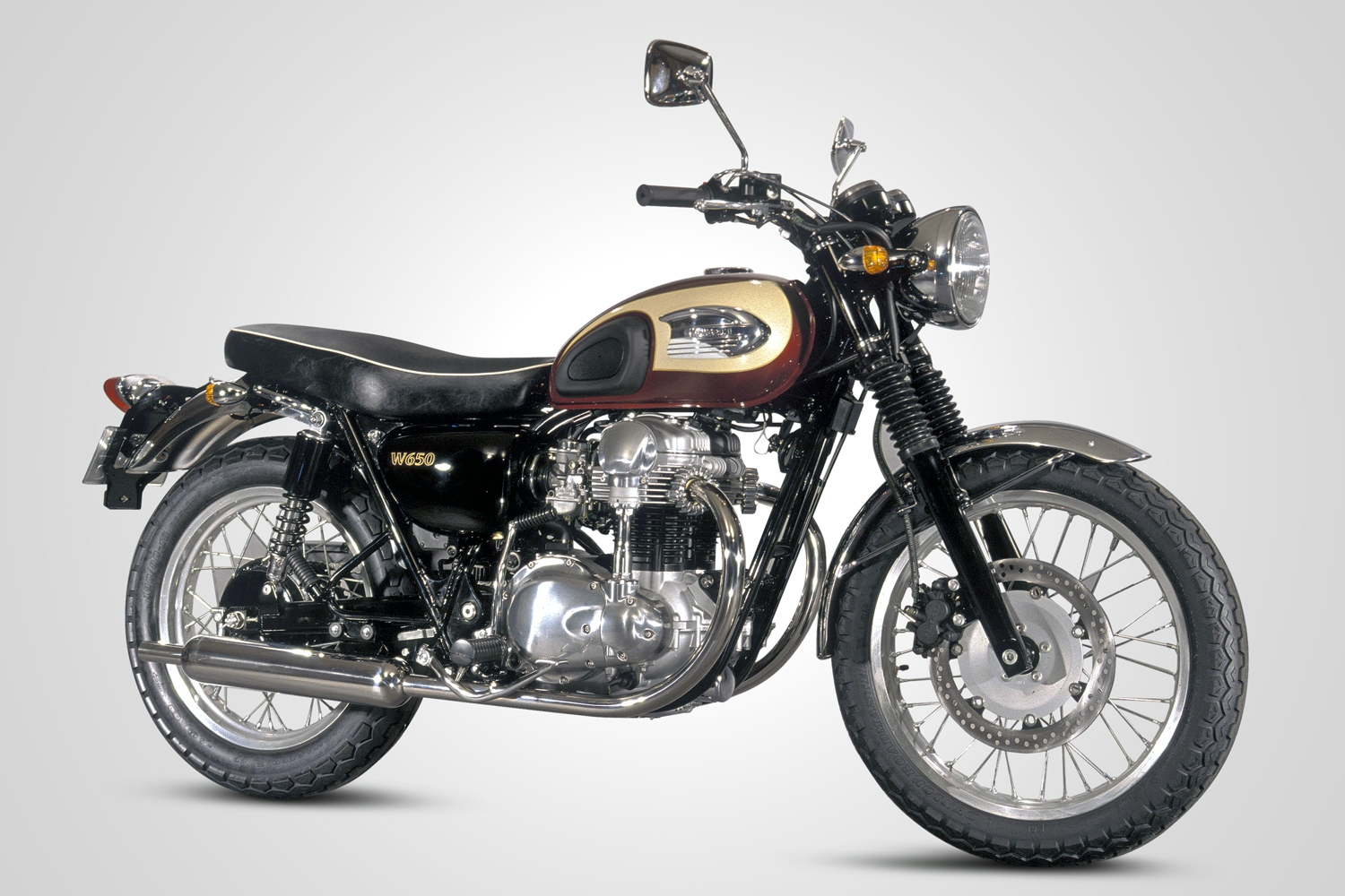 t*7様 K factory W650用 TT エキゾーストパイプのみ 左出し W650用マフラー」 まだまだ根強い人気のW650。 K-FACTORY では2種類の