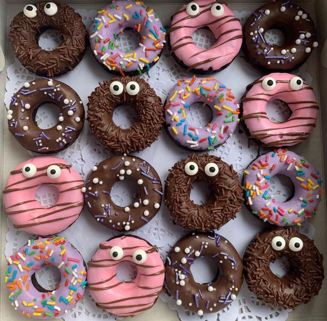 Donut - 𝑹𝒂𝒏𝒅𝒐𝒎 𝑷𝒖𝒓𝒑𝒍𝒆 𝑷𝒊𝒏𝒌 𝑻𝒉𝒆𝒎𝒆 𝑶𝑵𝑳𝒀 𝑹𝑴 35/ 16 𝒑𝒄𝒔 𝑪𝒂𝒏 𝒓𝒆𝒒𝒖𝒆𝒔𝒕 ...