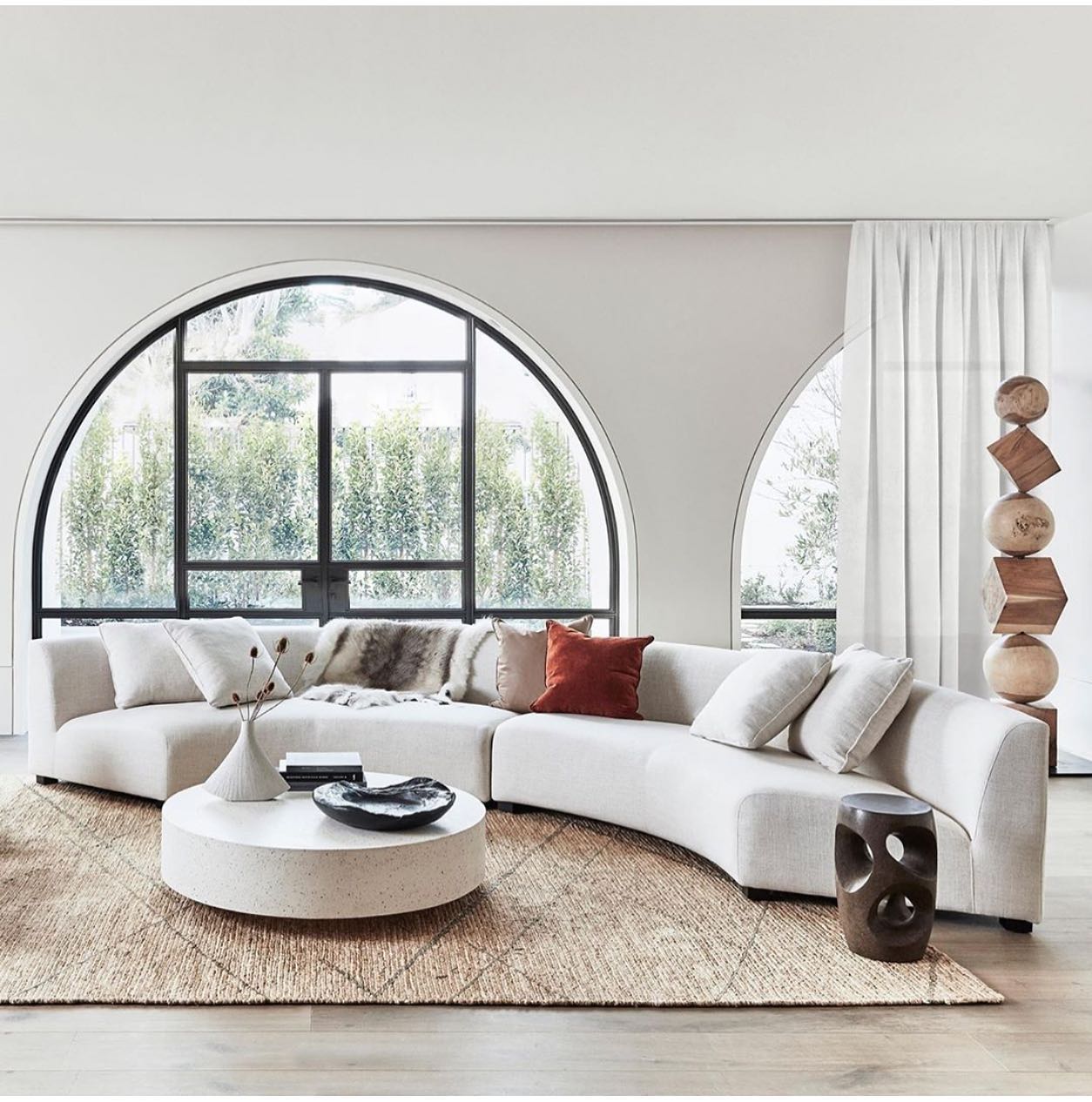 Borges Design - Embracing curves! Who’s in? B|D...