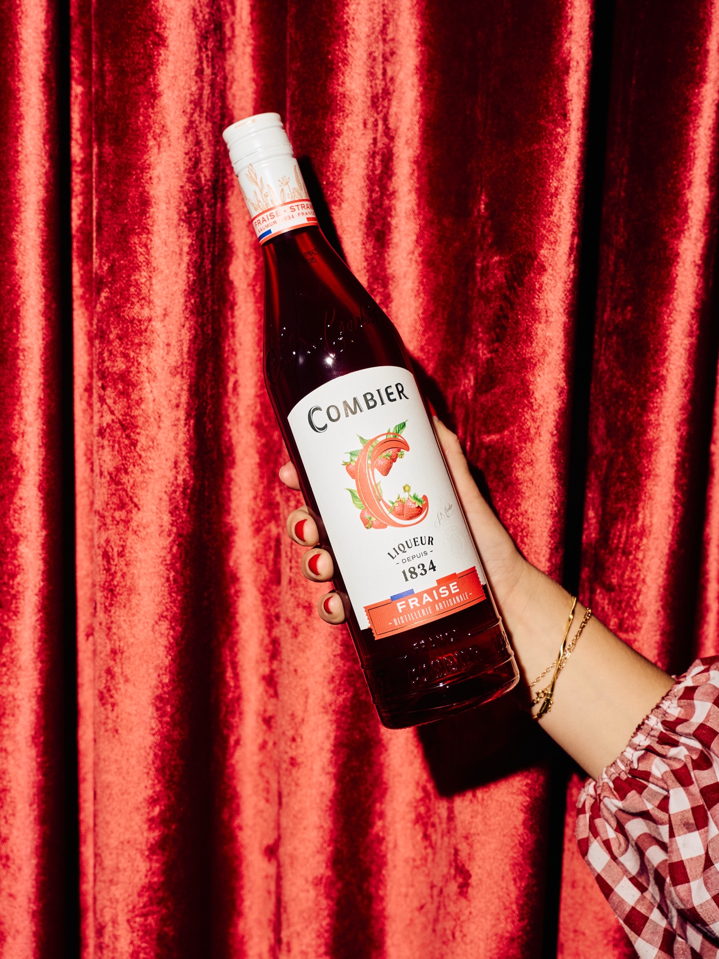 Combier USA - Now with a twist! 🍊🍒🍑 Our newly packaged... | Facebook