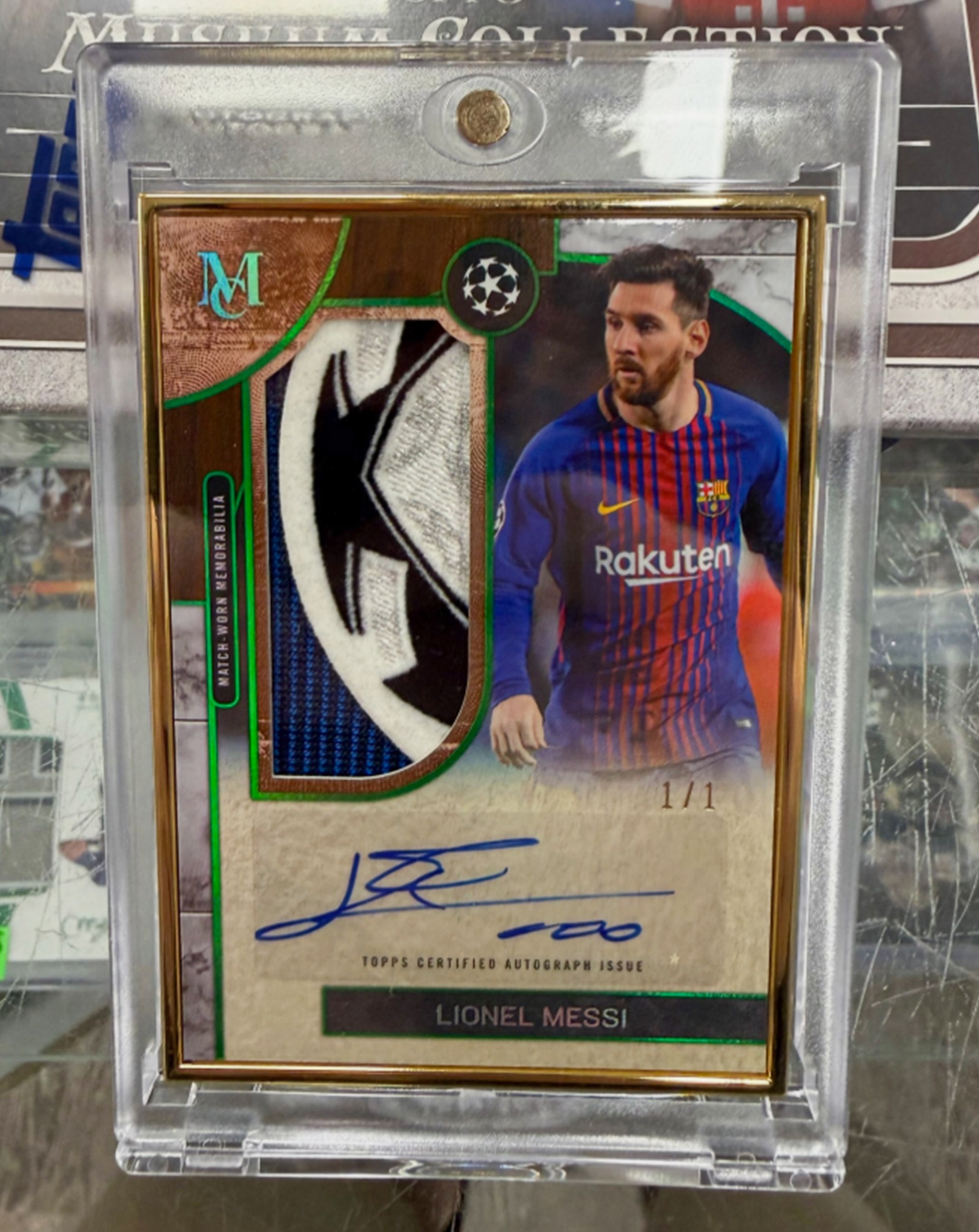 Topps Lionel Messi トレーディングカード A ONE-OF-A-KIND Lionel Messi trading card has just been found in