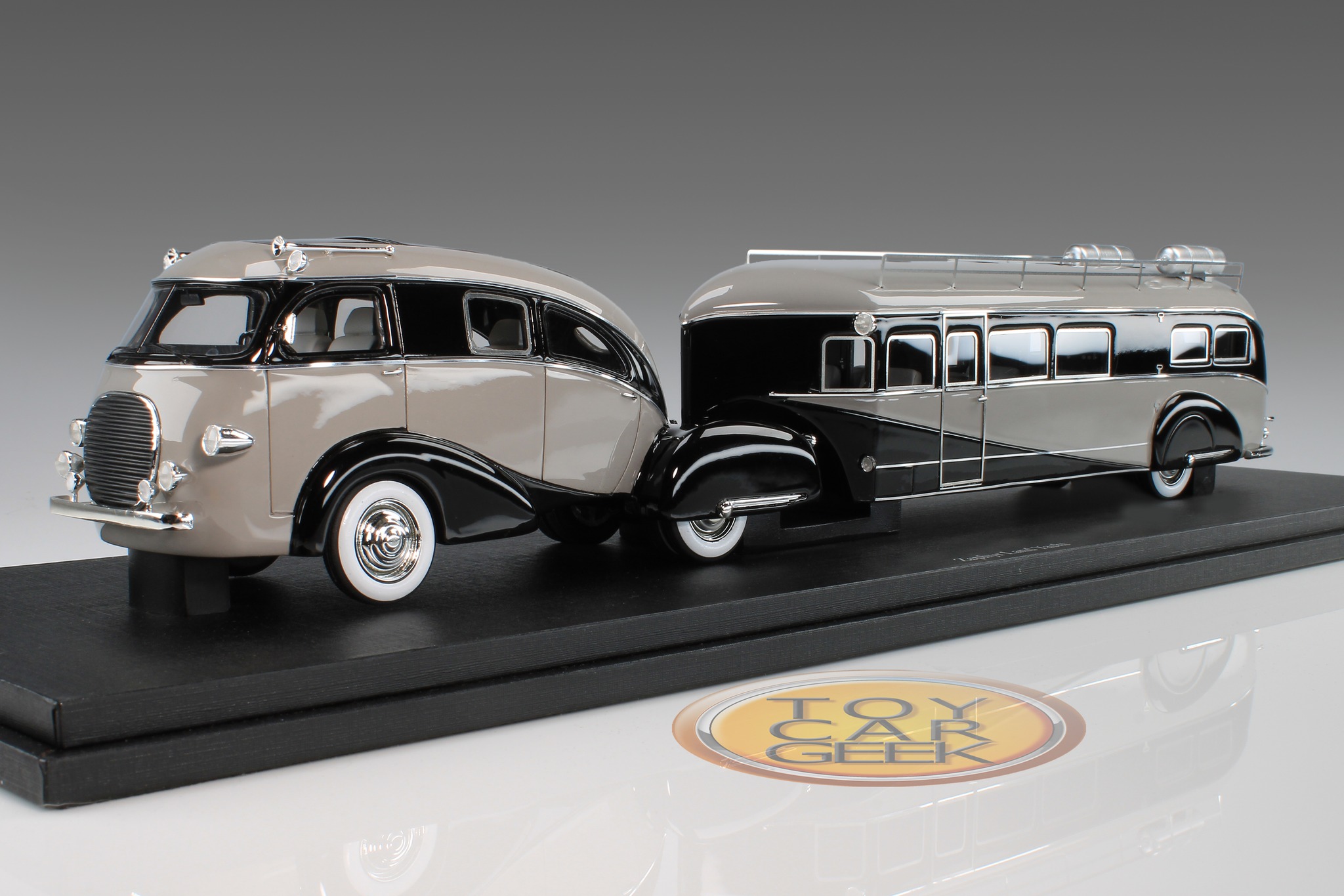 toycargeek - Just arrived! A pair of 1936 Zephyr Land Yachts in 1