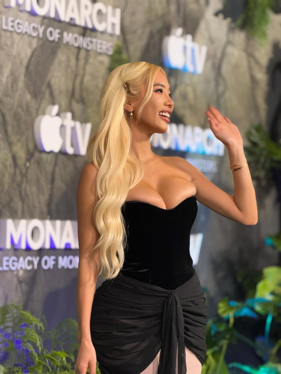 anthia.mo attends the world premiere of #monarch season 2 on