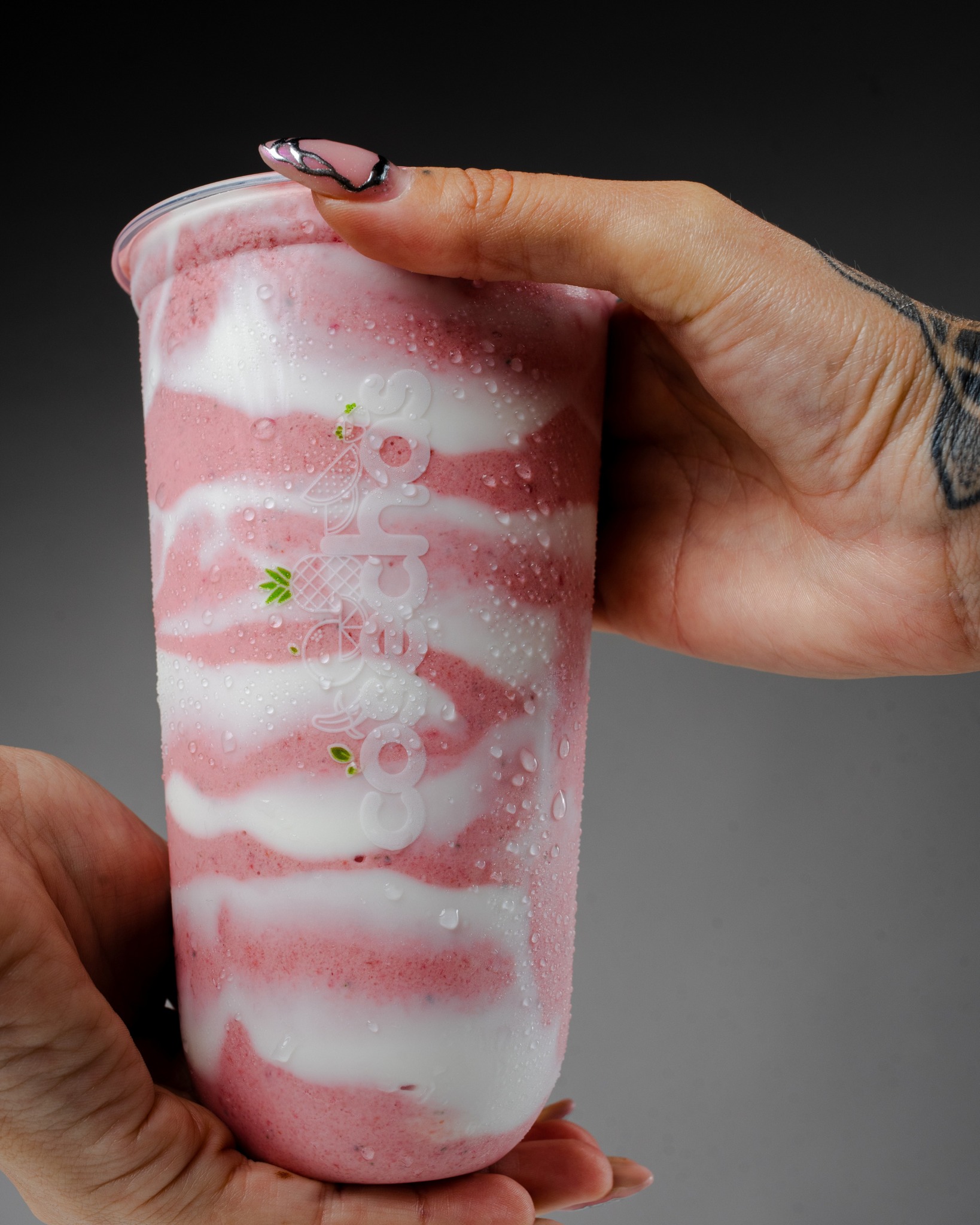 Refrescante, cremoso e cheio de sabor 🍓✨ O Batido Shaketive