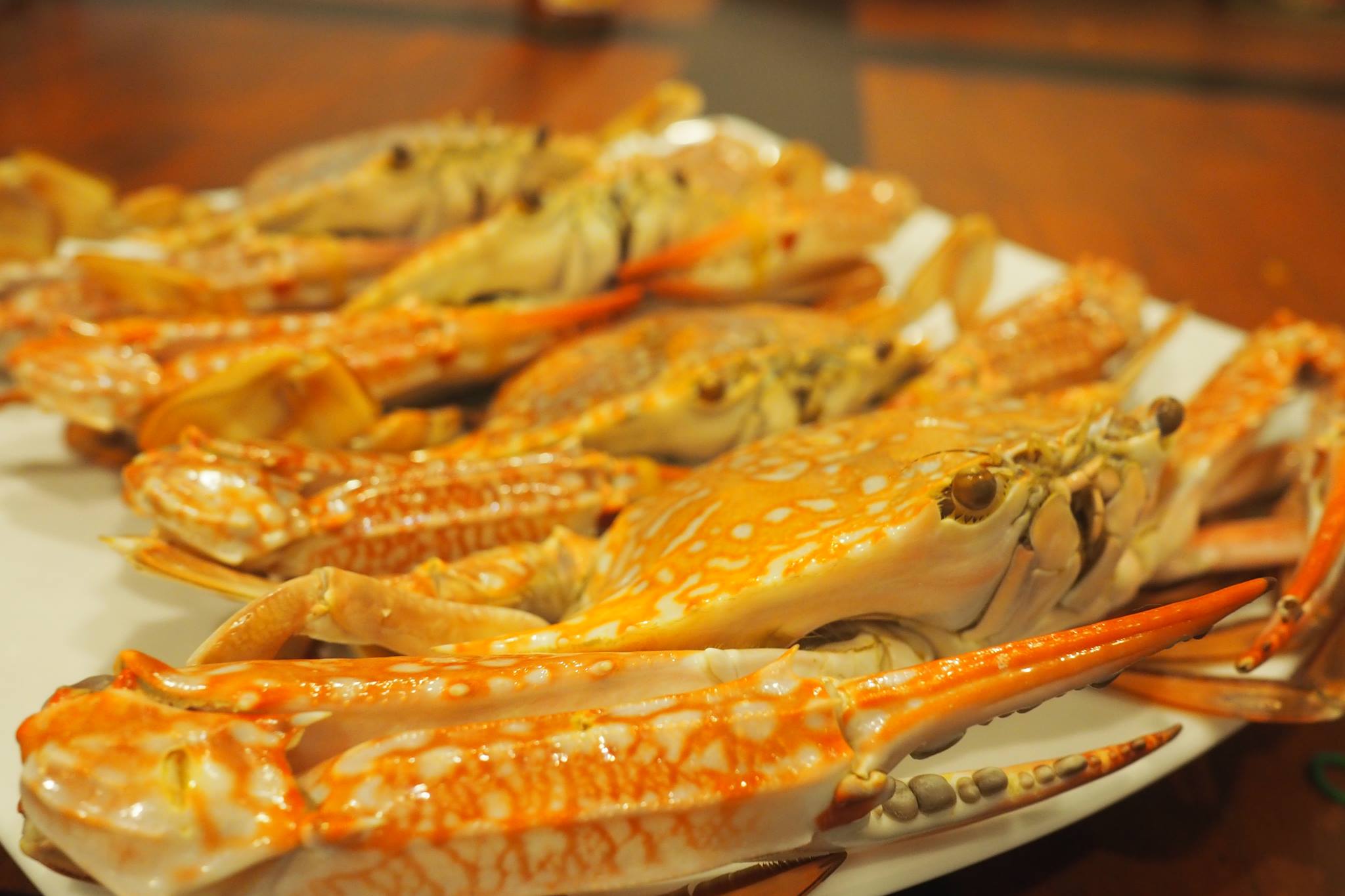 ปูสด น้ำจิ้มซี๊ด by ปูม้านึ่ง เนื้อแน่น เดลิเวอรี่ ภูเก็ต | Phuket