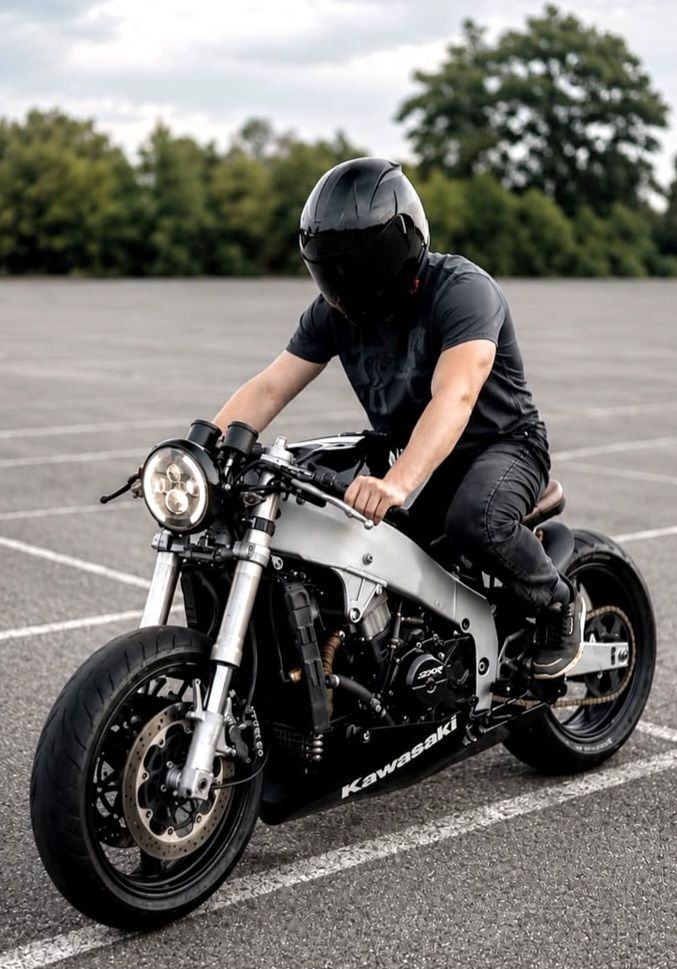 Share your thoughts on this build guys 👇 This aggressive 1978