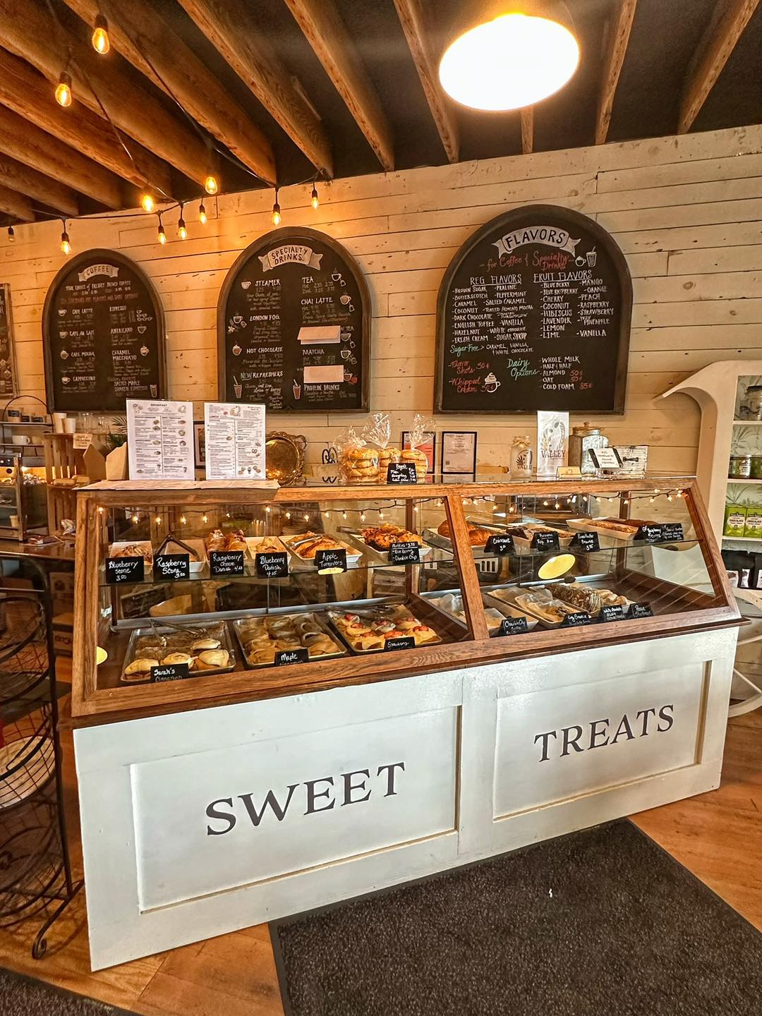 Back road trip to Cohen's bakery in Ellenville, New York