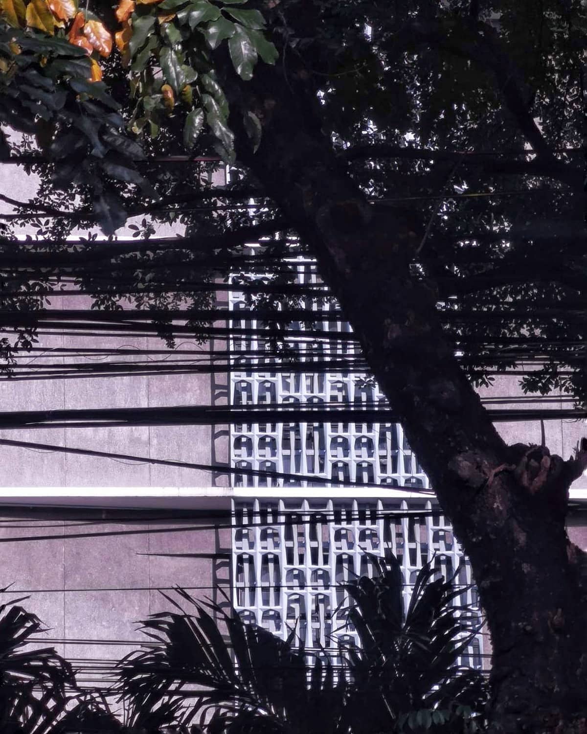 We revisit the Nakpils' SSS Building... - Modernist Pilipinas