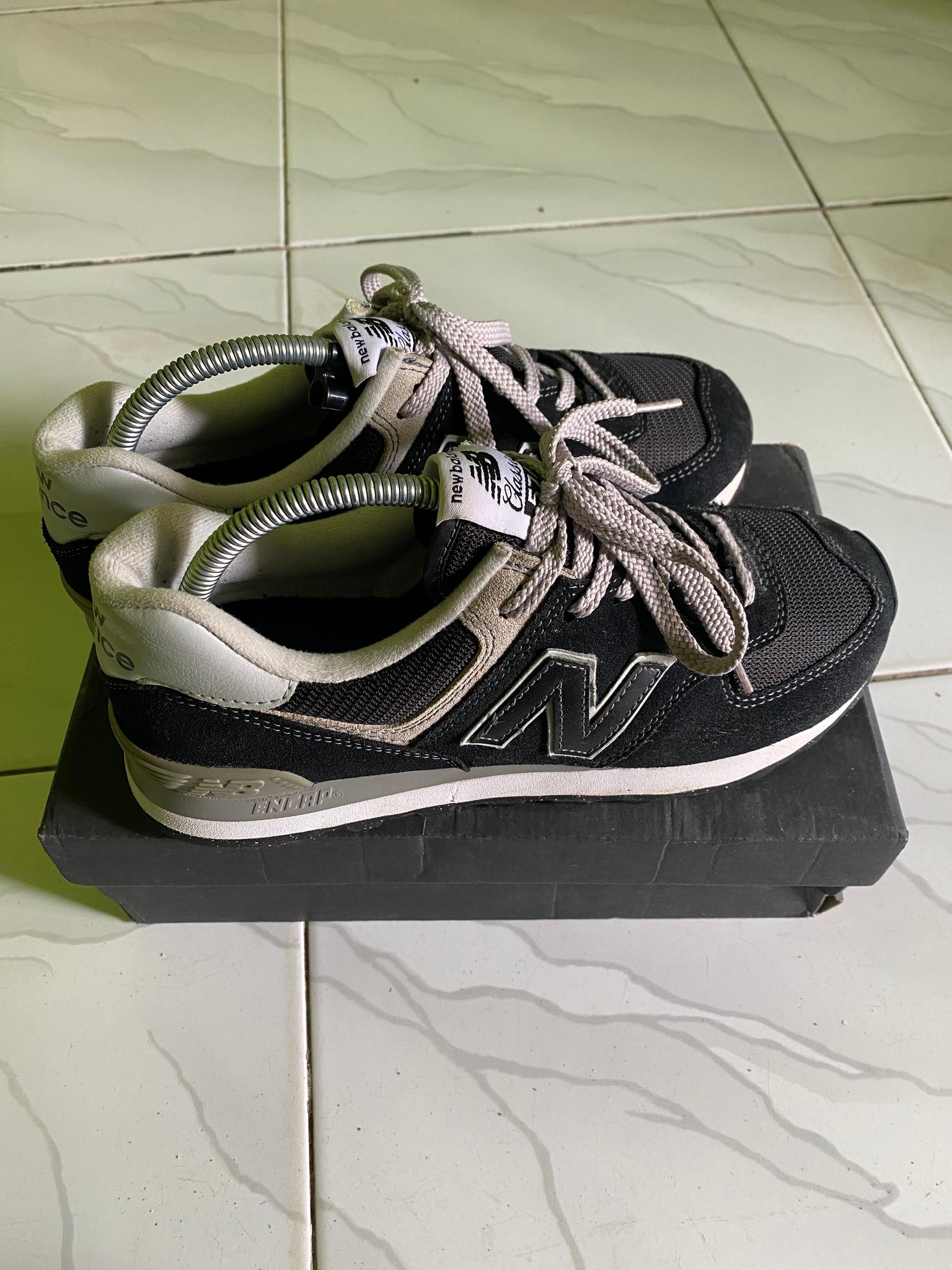 New Balance ? size 45 Original Shoes ? for more details contact 