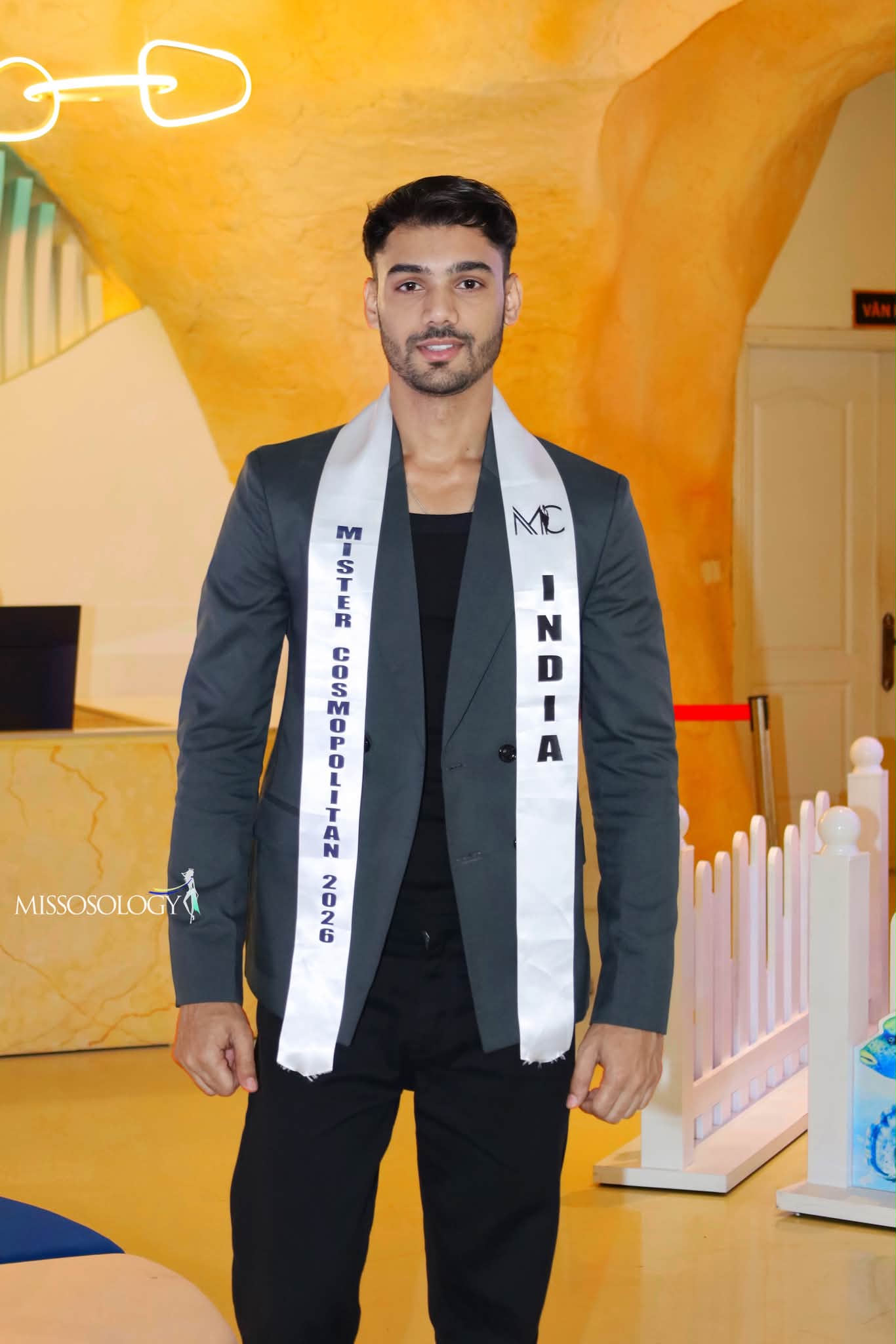 cosmopolitan casual dress code 𝐁𝐄𝐒𝐓 𝐈𝐍𝐓𝐄𝐑𝐕𝐈𝐄𝐖 𝐎𝐔𝐓𝐅𝐈𝐓 𝐆𝐎𝐄𝐒 𝐓𝐎... Mister 2026 candidates faced this year's panel of judges during the nerve-wracking preliminary closed-door interview. Photos by Pawee Ventura Business casual Size:us:12 effortless elegance dress Women's Plus Size Plaid