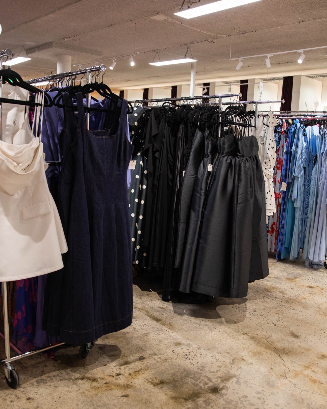 formal dresses greensborough Dress Hire AU is now open in Greensborough! 💃🏼 Australia's largest physical dress hire store, Dress Hire AU offers designer dress rentals for weddings, parties, formals, races and special events — with White Black