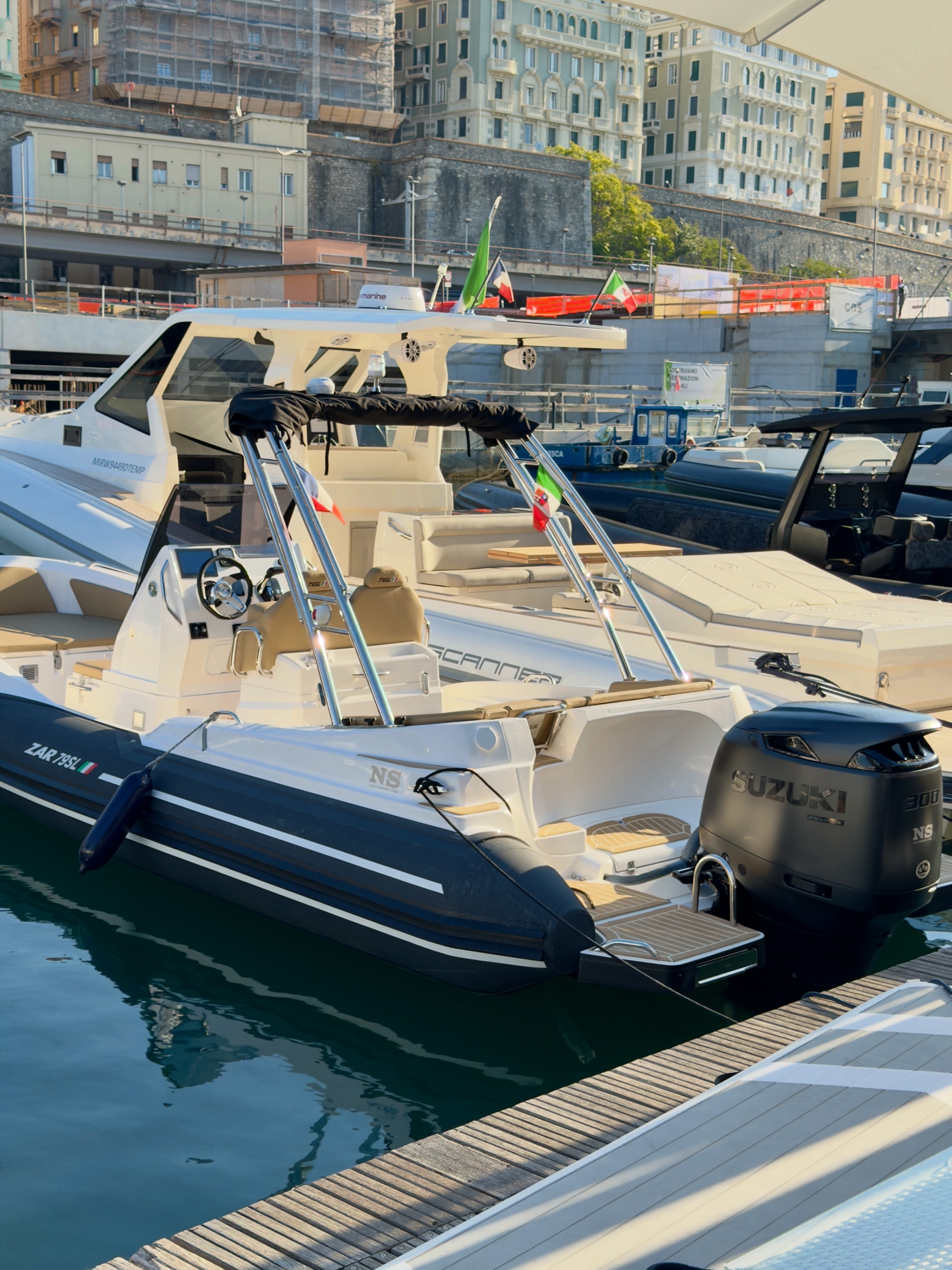 シロル Zar 79SL with DF300AP SL 🔥 #suzuki #suzukimarine #zar