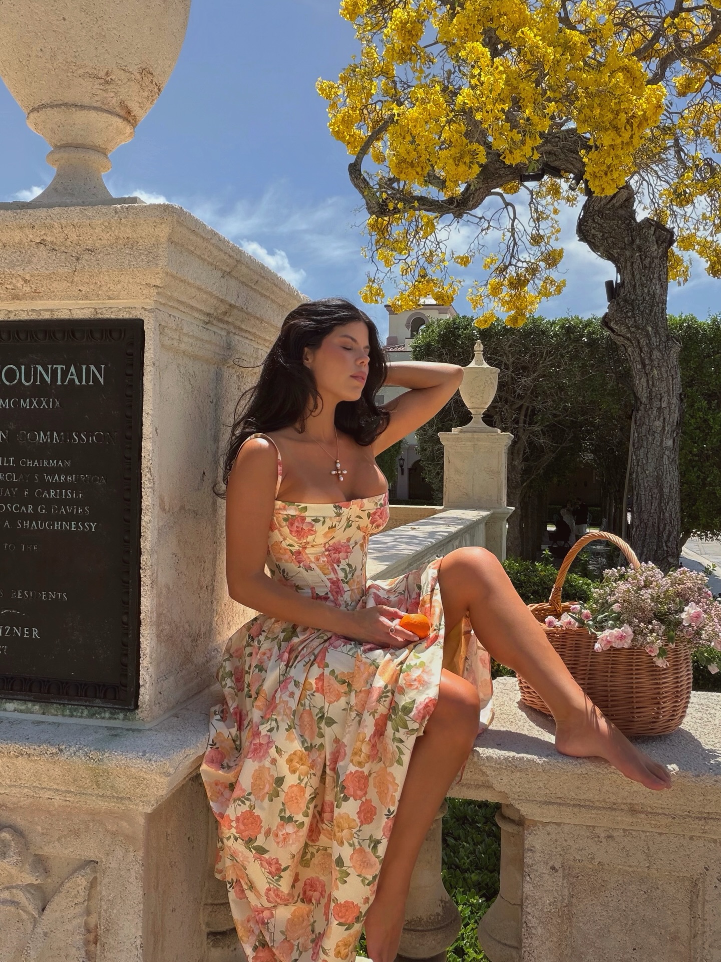 Spring girlies are officially awake 🍊@houseofcb 💌 wearing Rona🥹 the most beautiful Warm Rose Print Cotton Maxi Dress 🌸