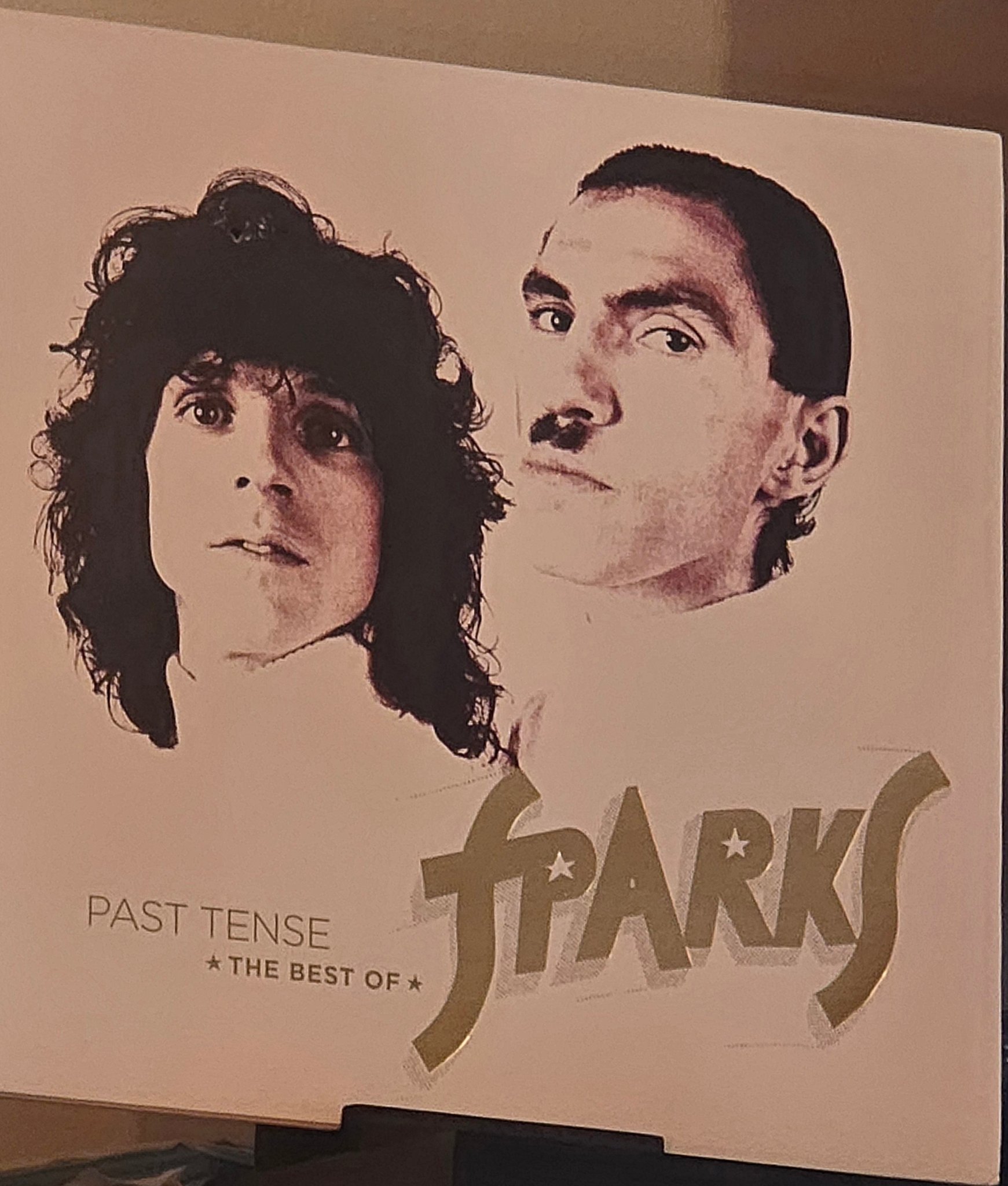 5-star review for PAST TENSE ☆ THE BEST OF SPARKS in Record