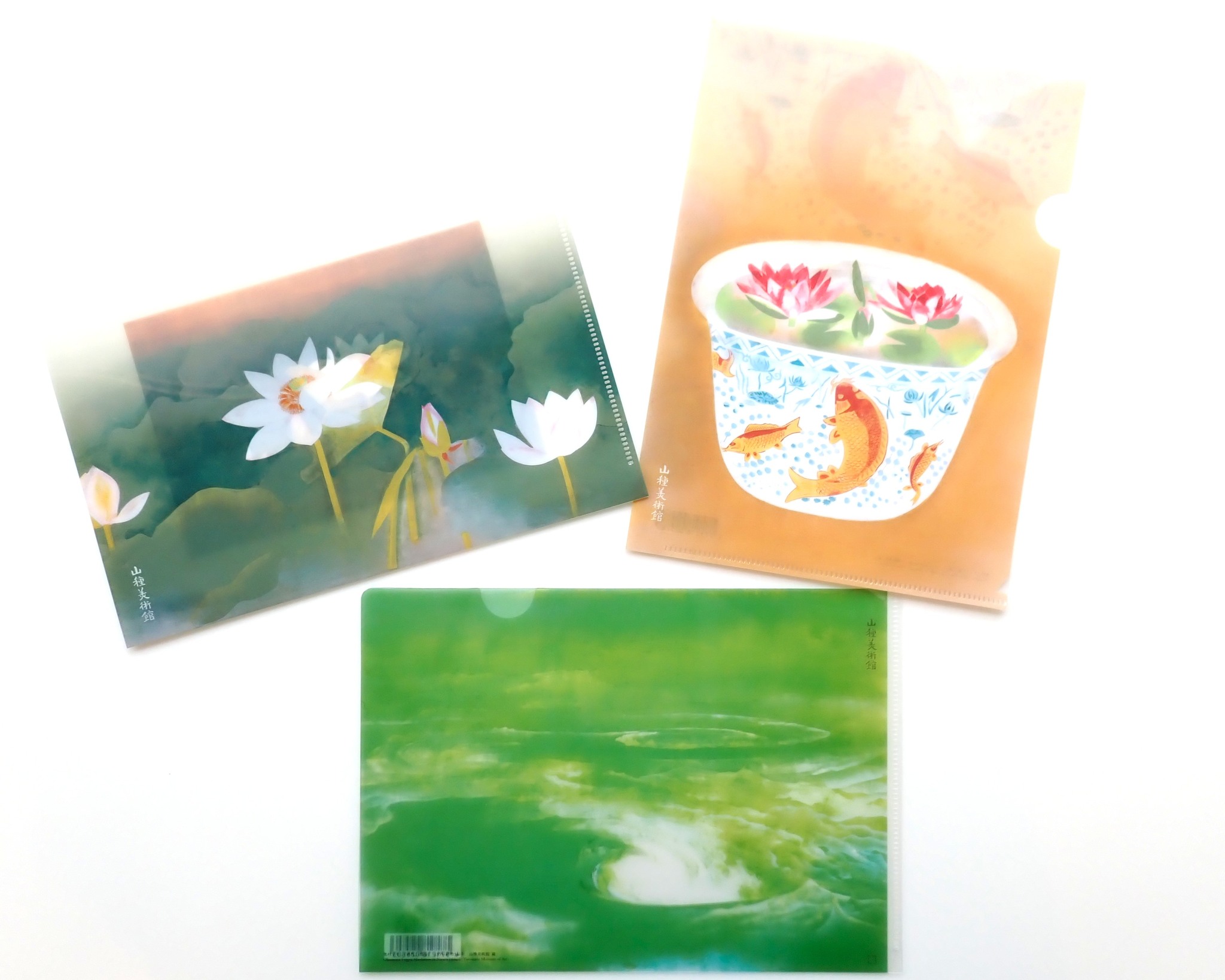川合玉堂《写生画巻》では、後期には鴛鴦や文鳥など様々な種類や姿態の