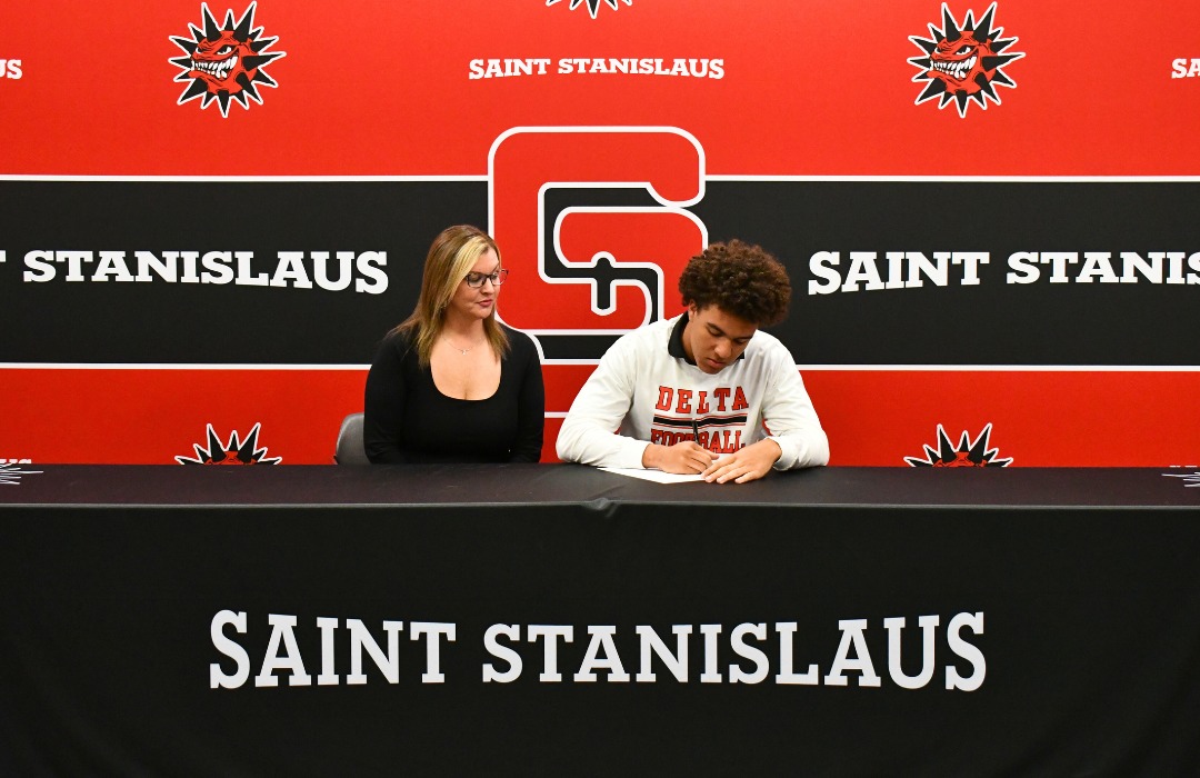 Saint Stanislaus High... - Saint Stanislaus High School