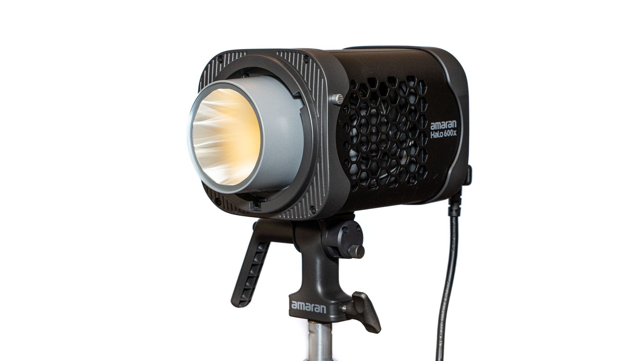 The 600x sits at the top of the amaran Halo range of bicolour 