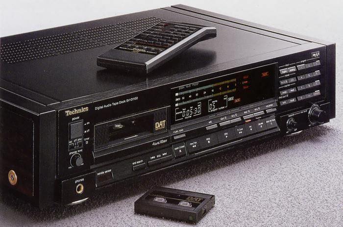 Technics テクニクス SV-D1100 DATデッキ Technics SV-D1100 DAT Player