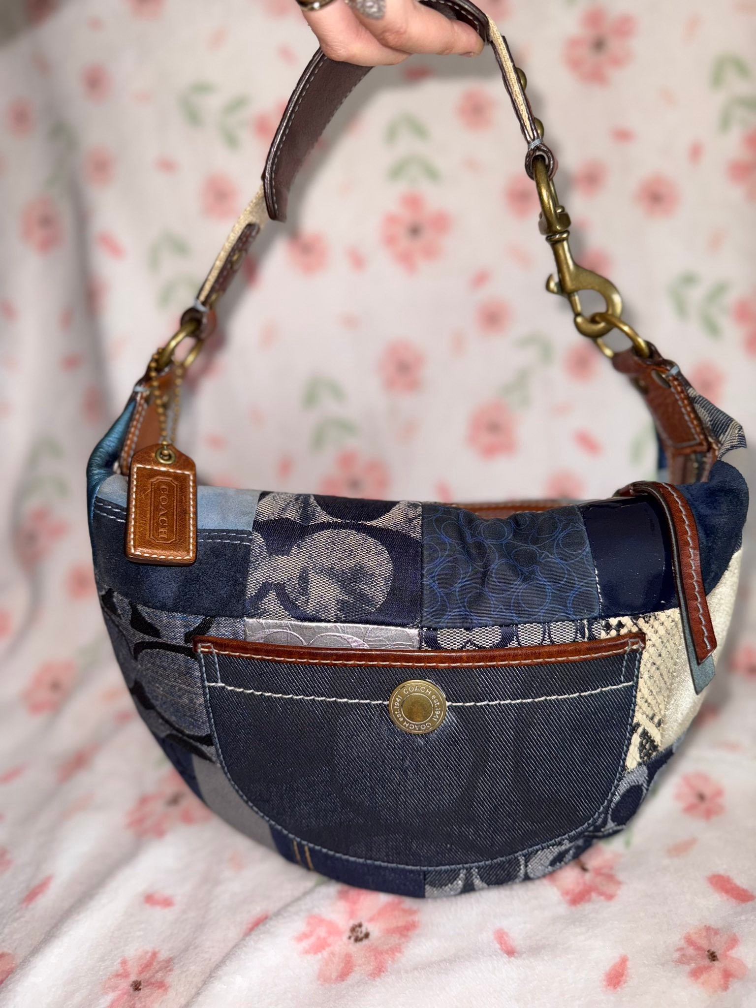 COACH PATCHWORK DENIM HOBO?