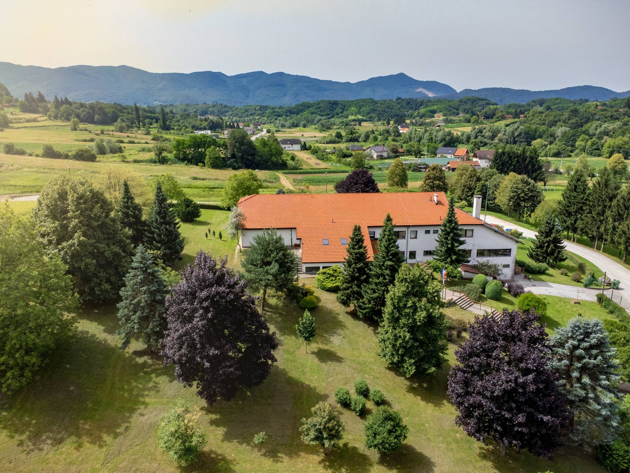 Osnovna škola... - Osnovna škola Ivana Rangera, Kamenica