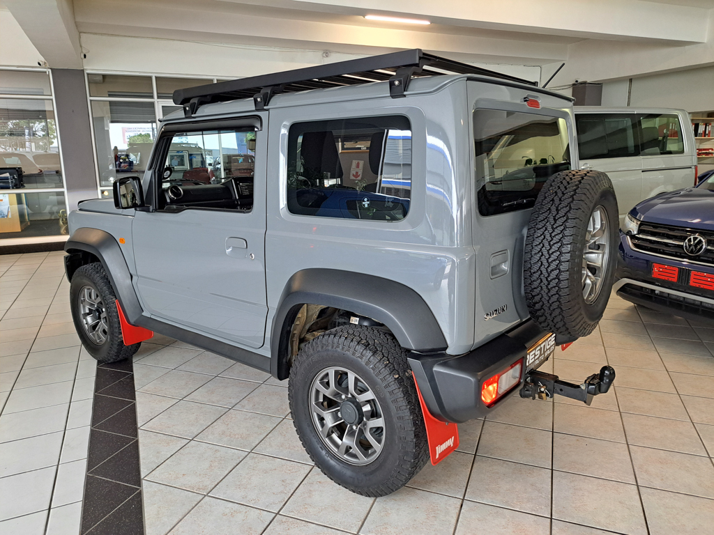 🚗🔥 ADVENTURE READY! 🔥🚗 2022 Suzuki Jimny 1.5 GLX - with only