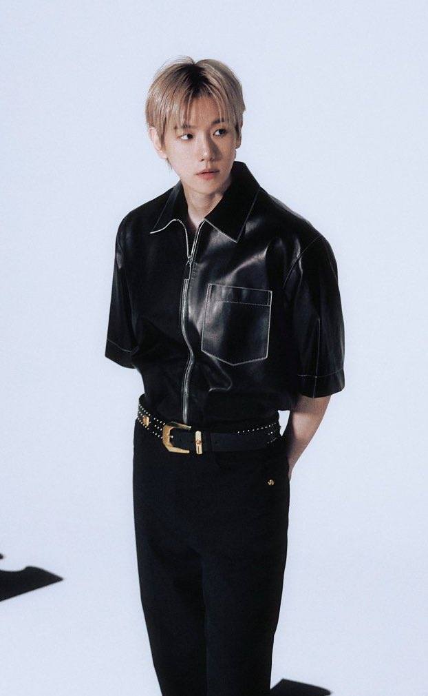 Baekhyun's China Photobook 'Stay' and 'Somewhere else' versions