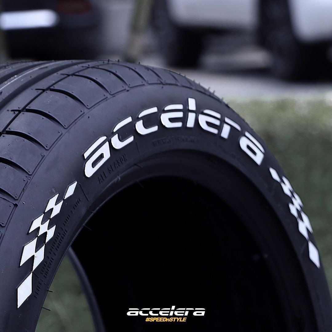 スーパータイヤマーケット - accelera X-BOOST 225/50R18 C 107/105 8